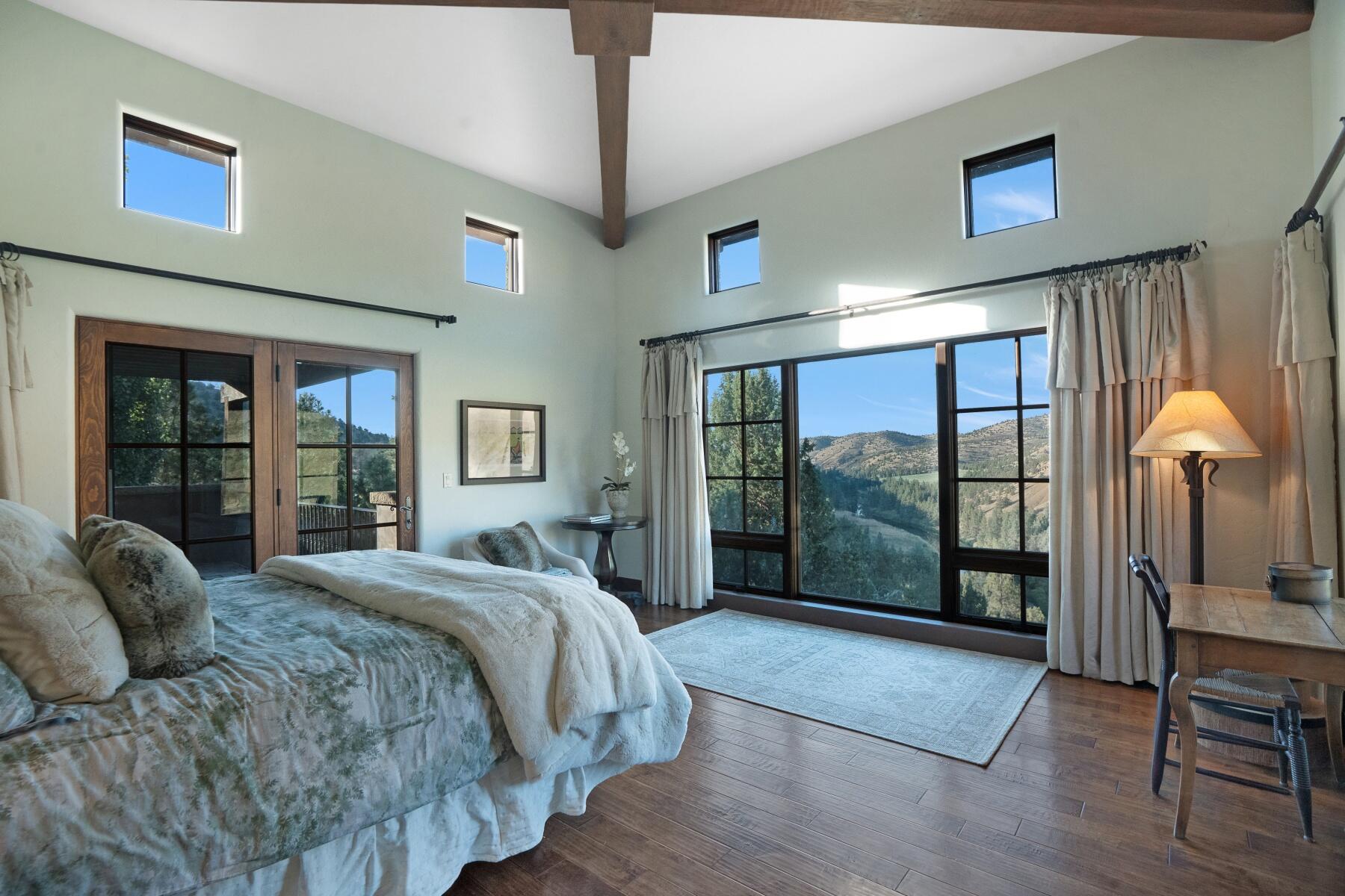 11750 NE Canyons Ranch Drive