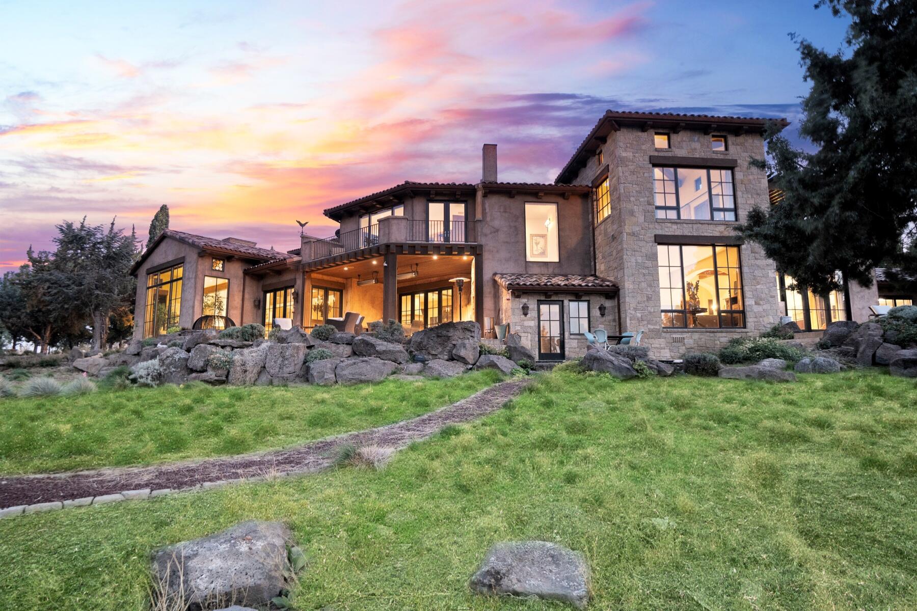 11750 NE Canyons Ranch Drive