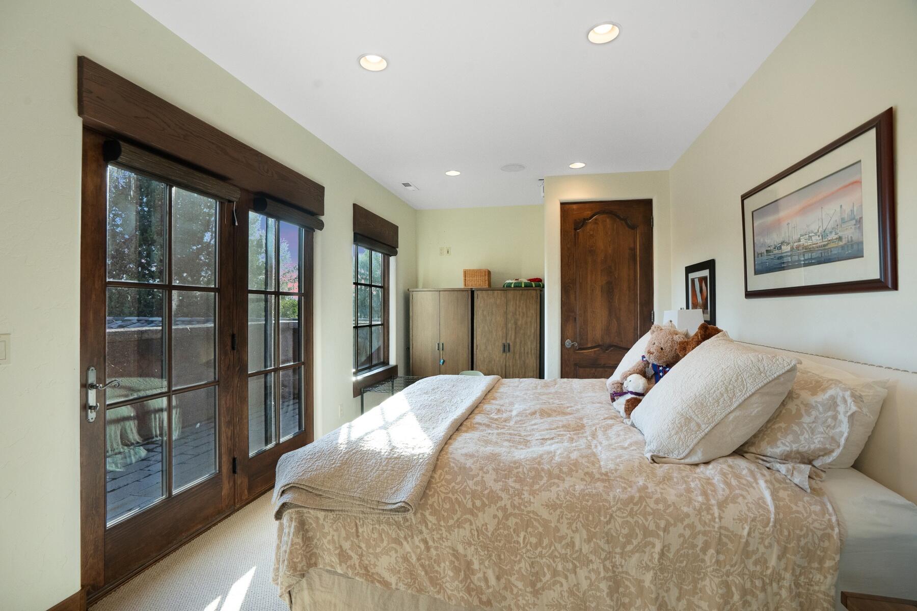 11750 NE Canyons Ranch Drive