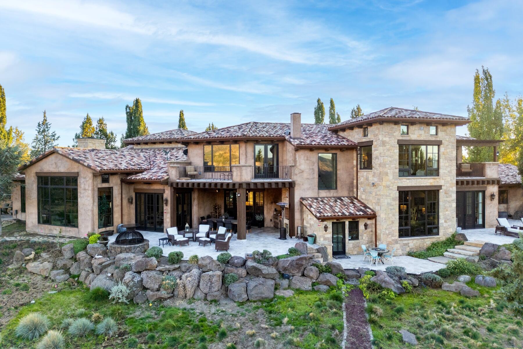 11750 NE Canyons Ranch Drive