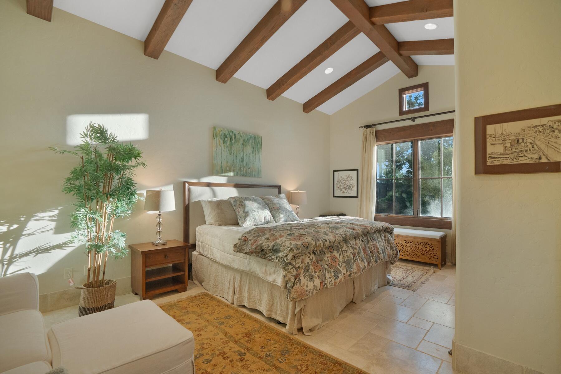 11750 NE Canyons Ranch Drive