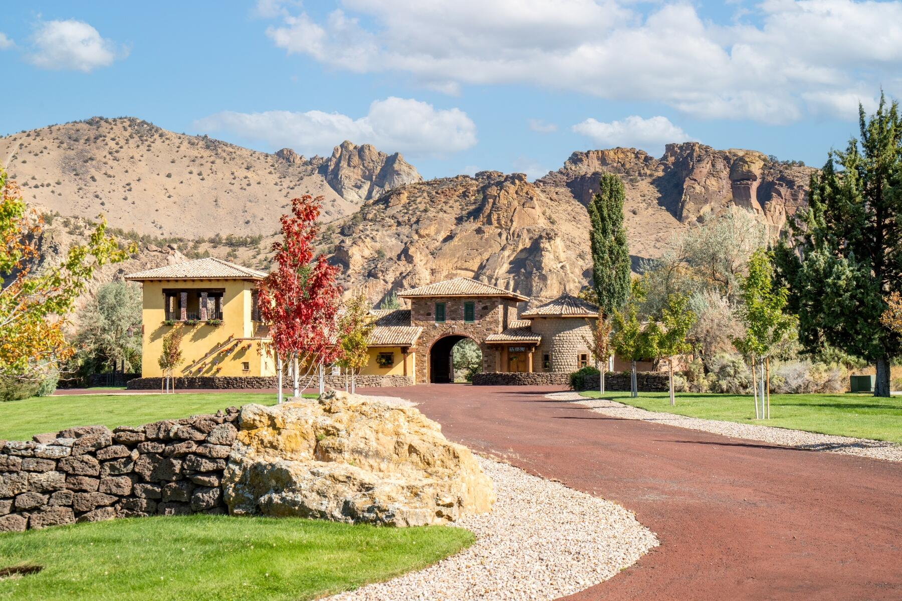11750 NE Canyons Ranch Drive