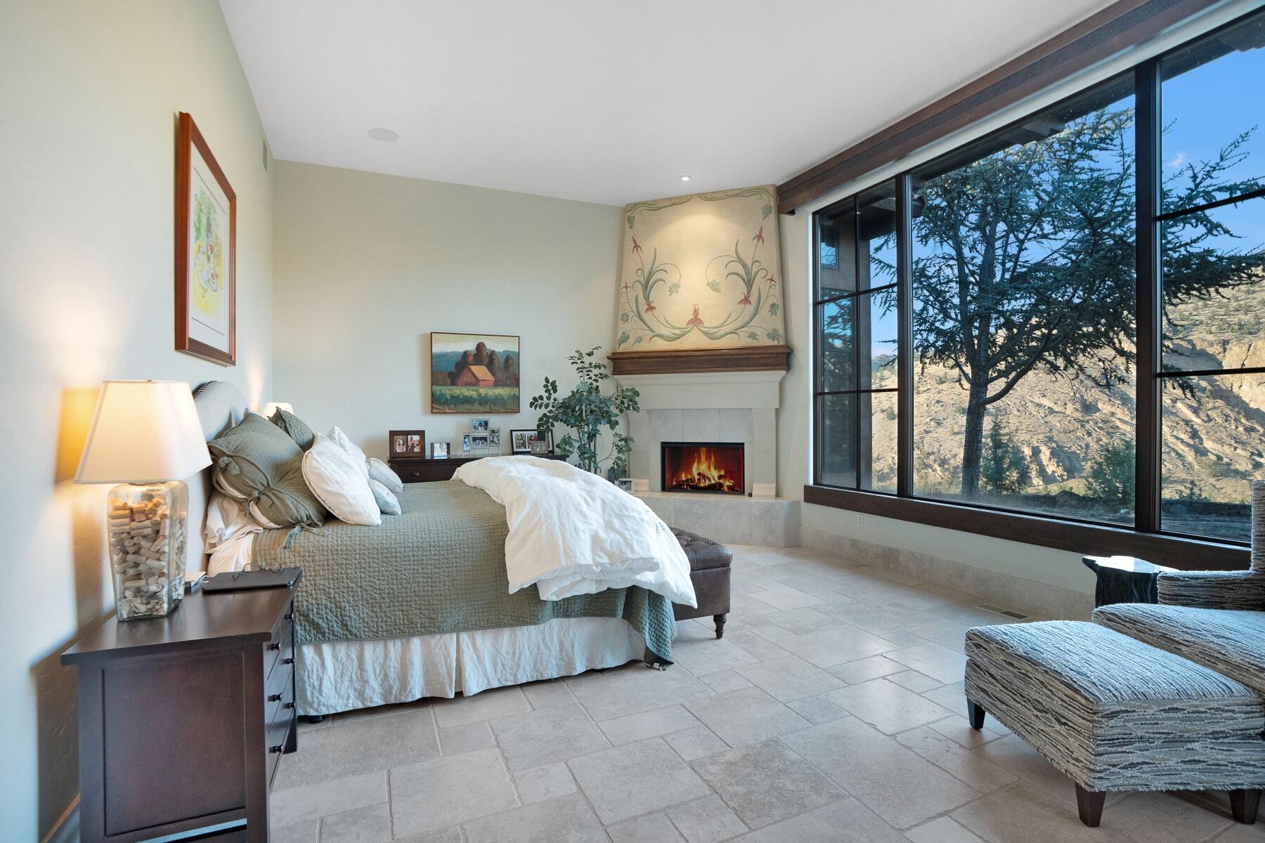 11750 NE Canyons Ranch Drive