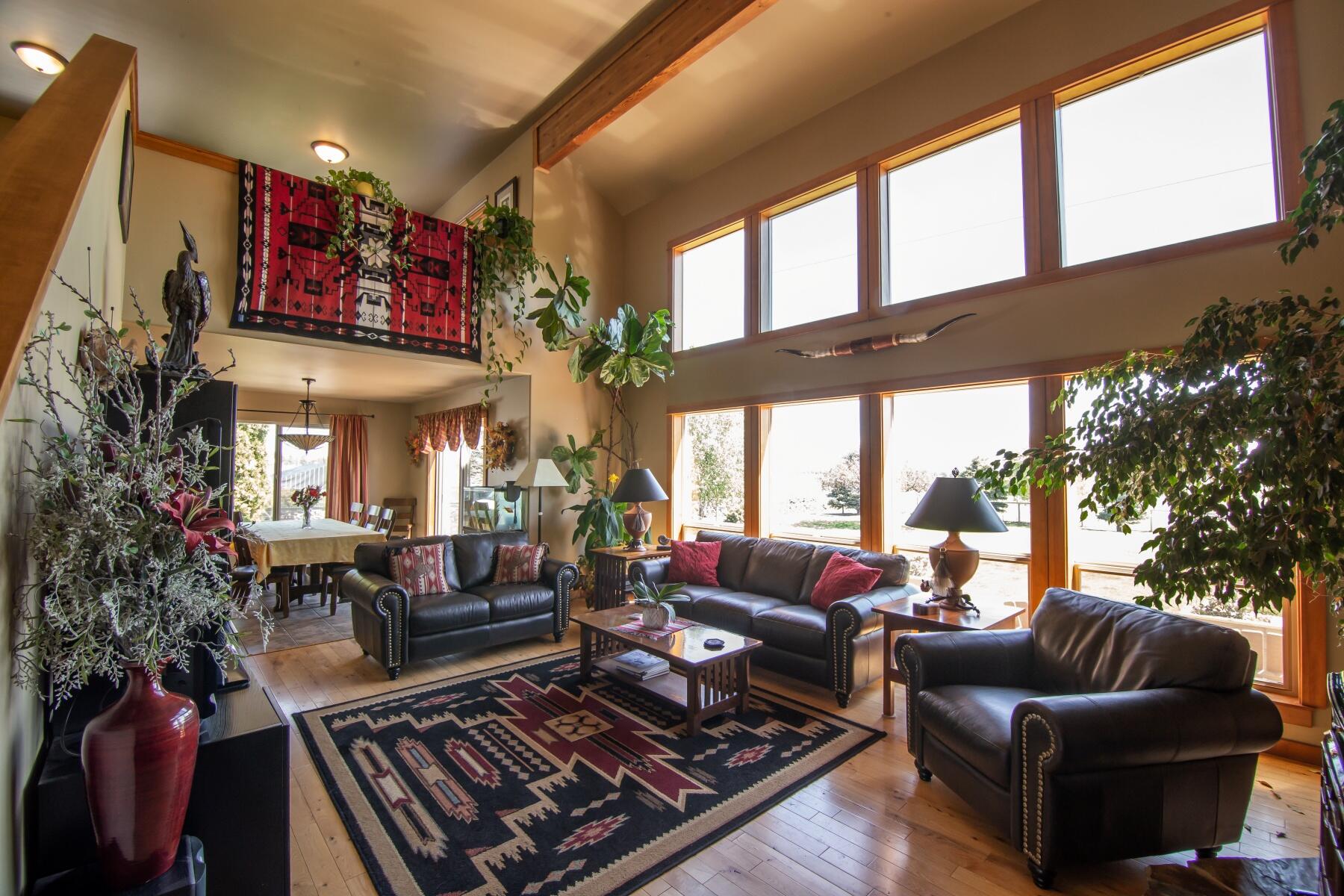 61416 Cougar Trail