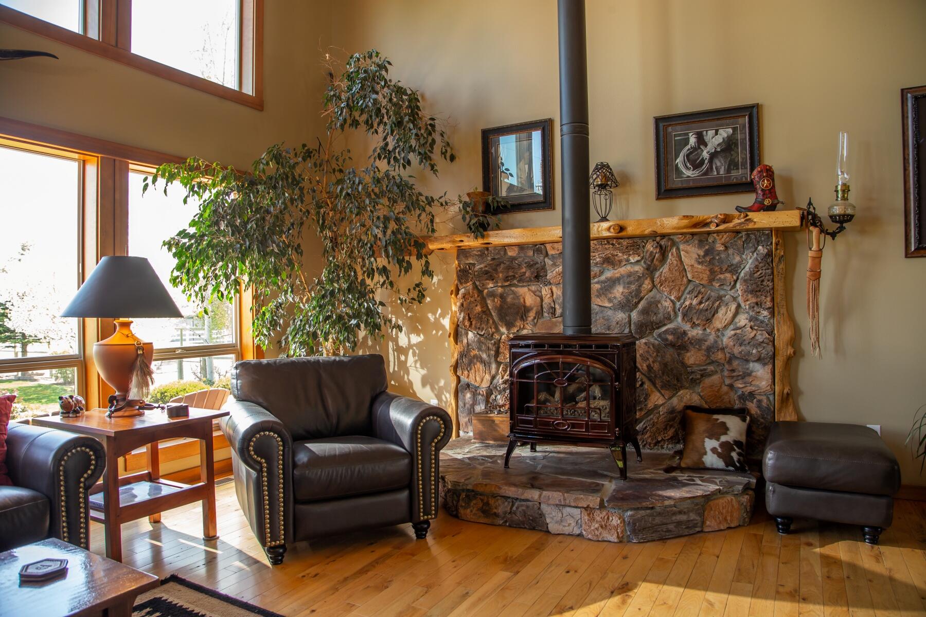 61416 Cougar Trail