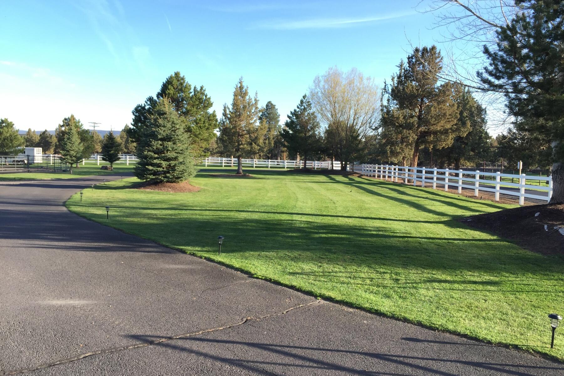 61416 Cougar Trail