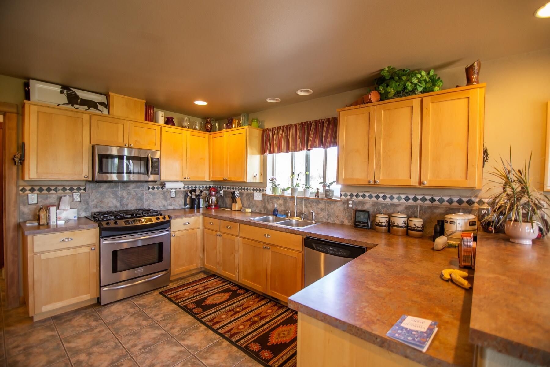 61416 Cougar Trail