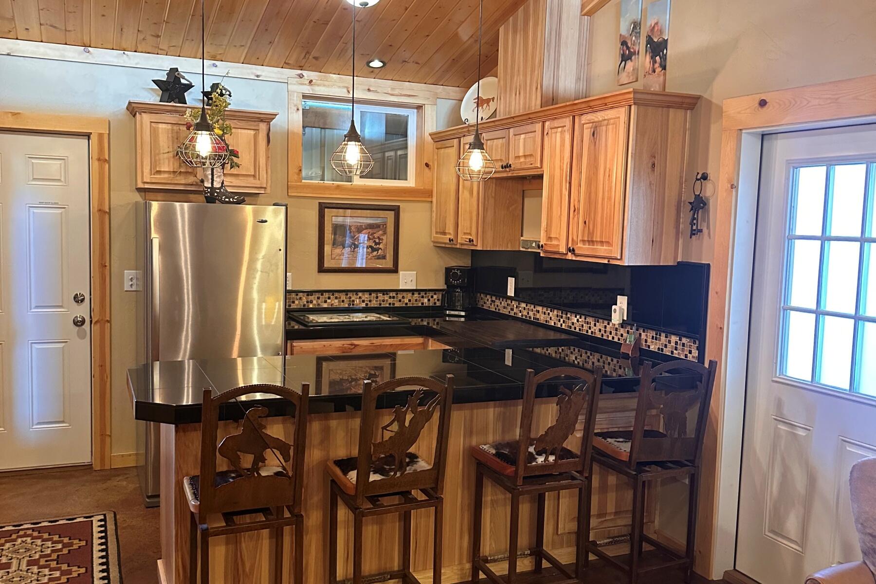 61416 Cougar Trail