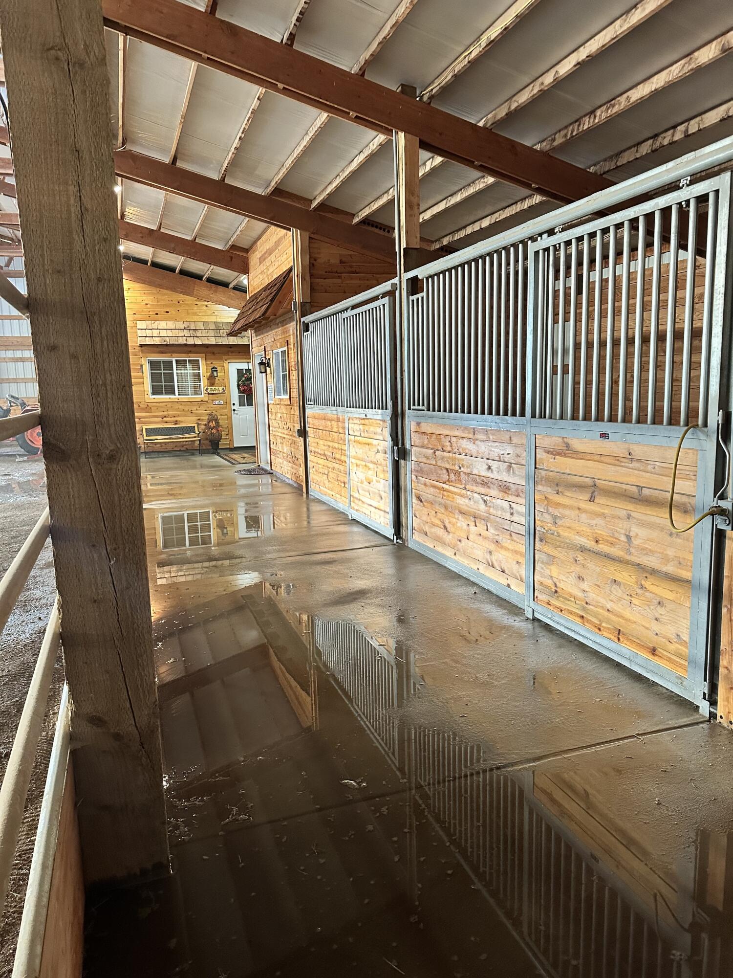 61416 Cougar Trail