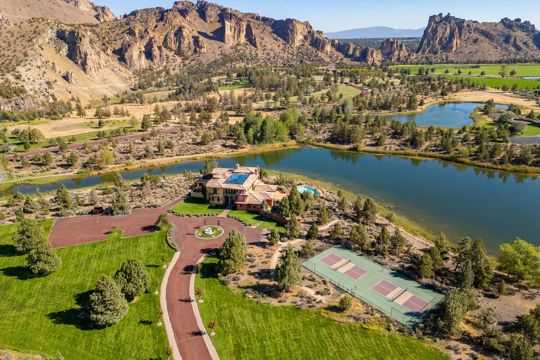 11330 NE Canyons Ranch Drive