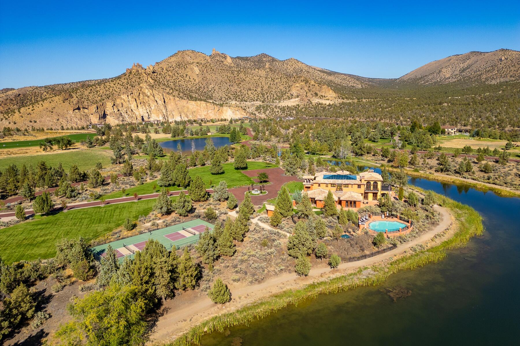 11330 NE Canyons Ranch Drive