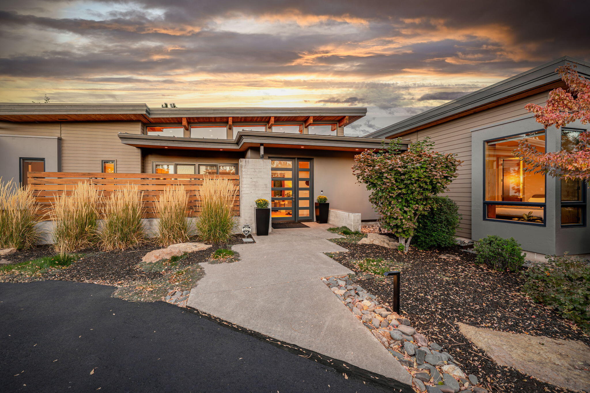 61612 Hosmer Lake Drive