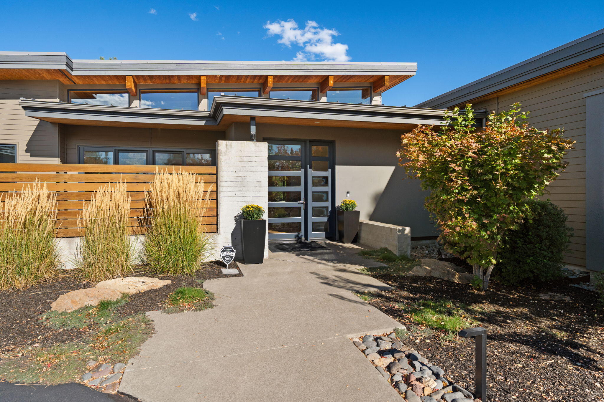 61612 Hosmer Lake Drive