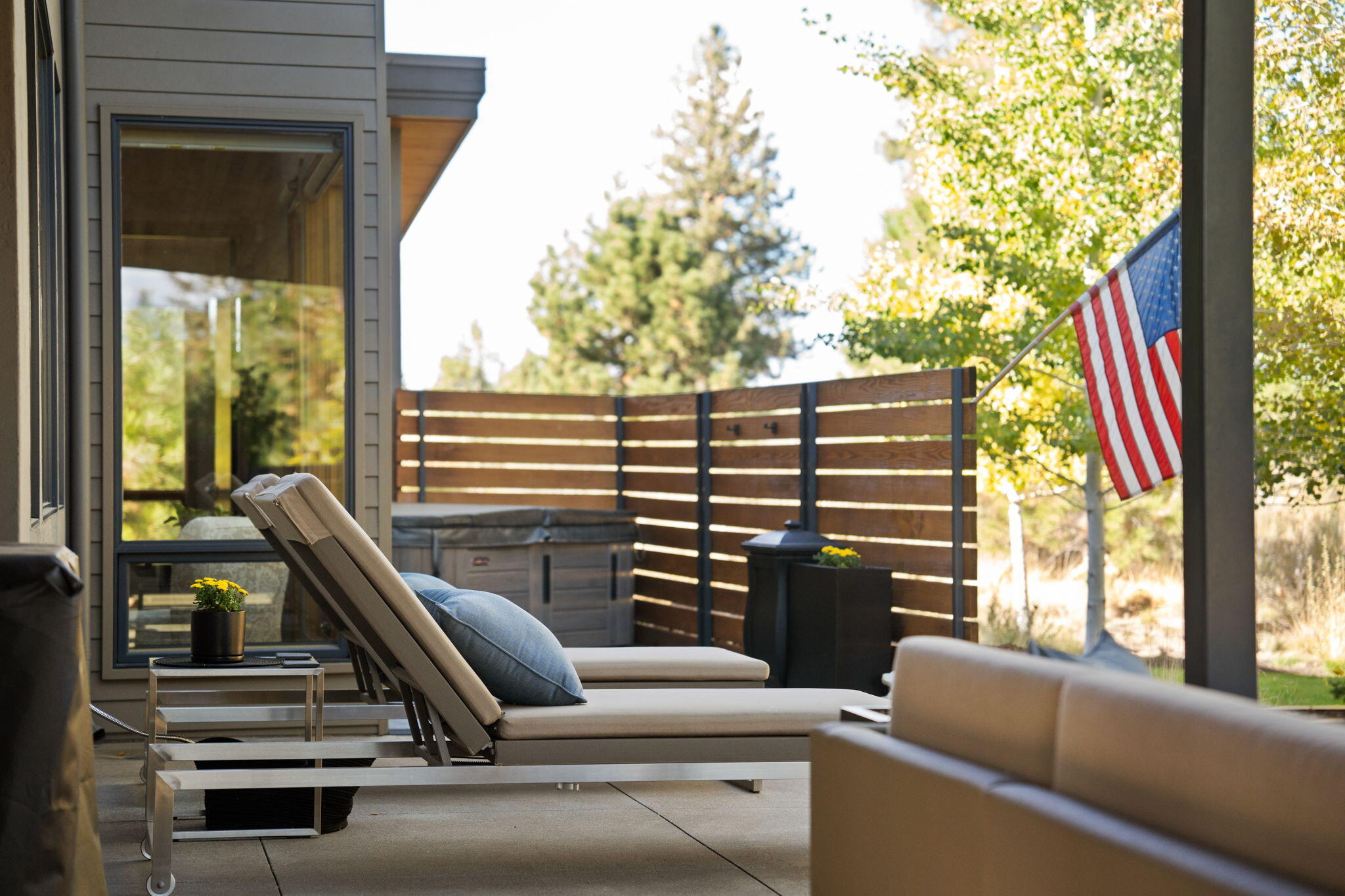 61612 Hosmer Lake Drive