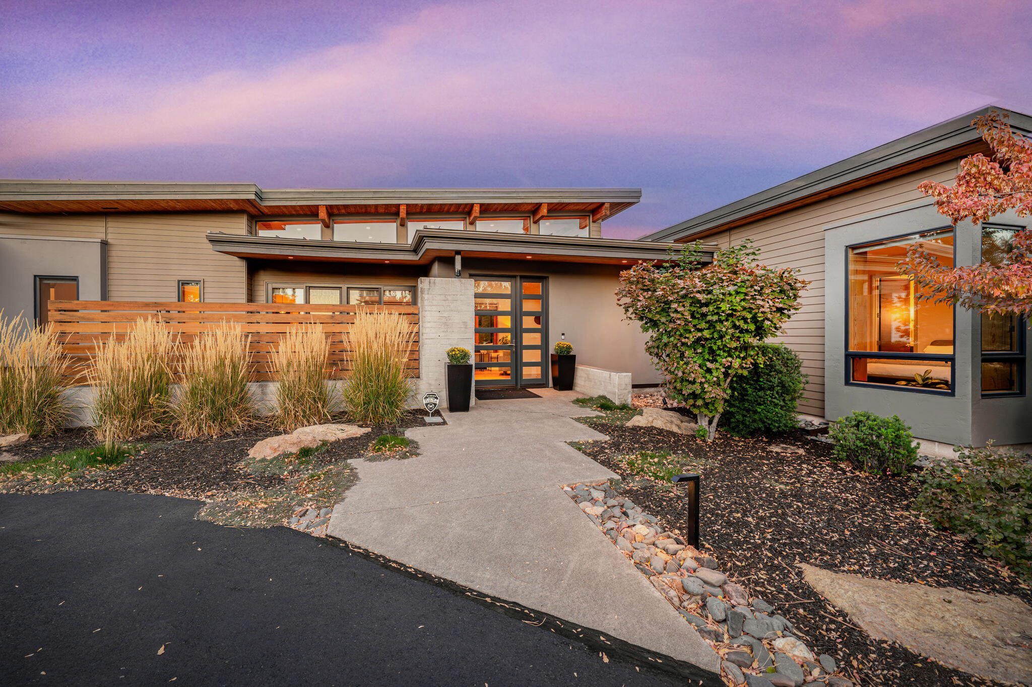 61612 Hosmer Lake Drive