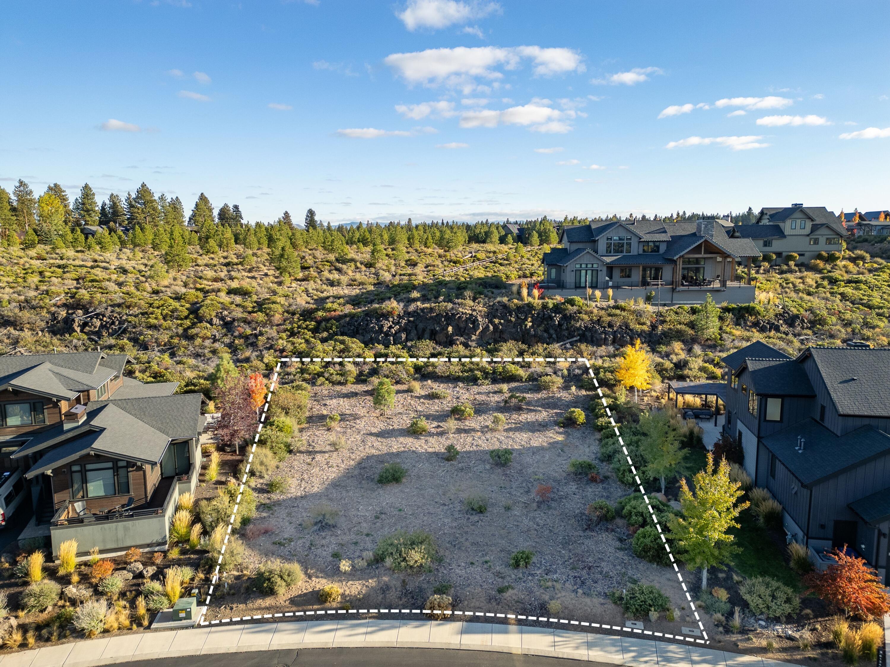 61354 Lost Hollow Loop, Bend