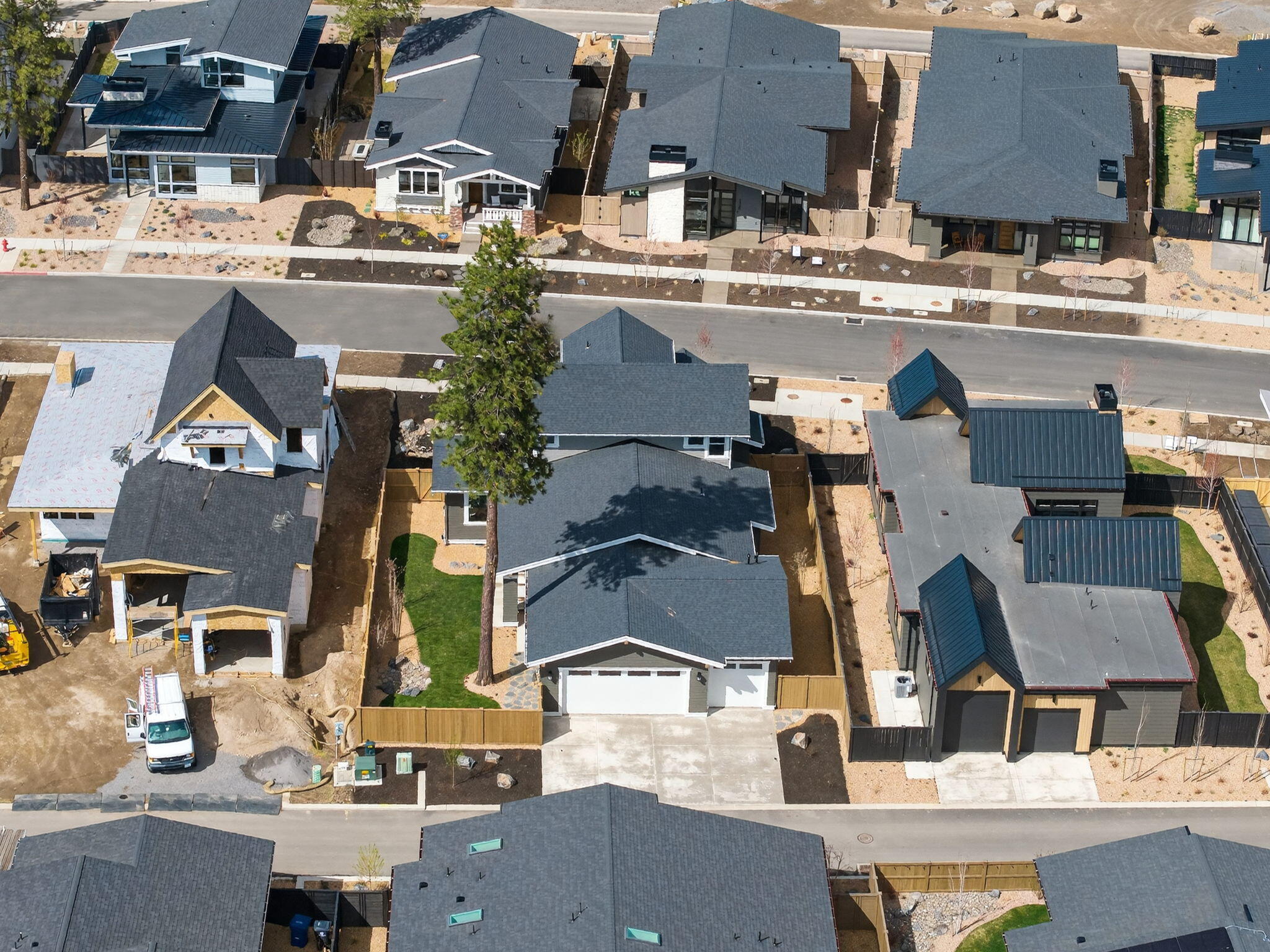 3329 NW Leavitt Lane