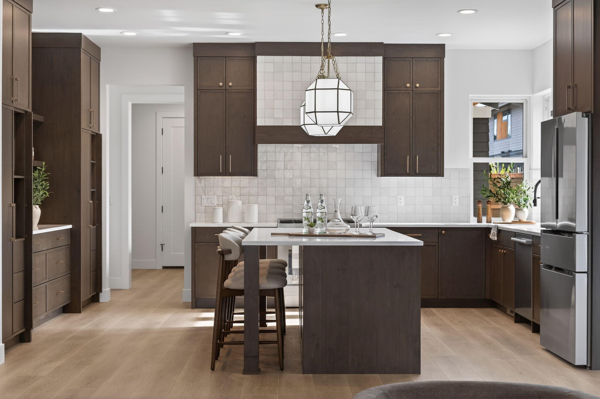 3329 NW Leavitt Lane