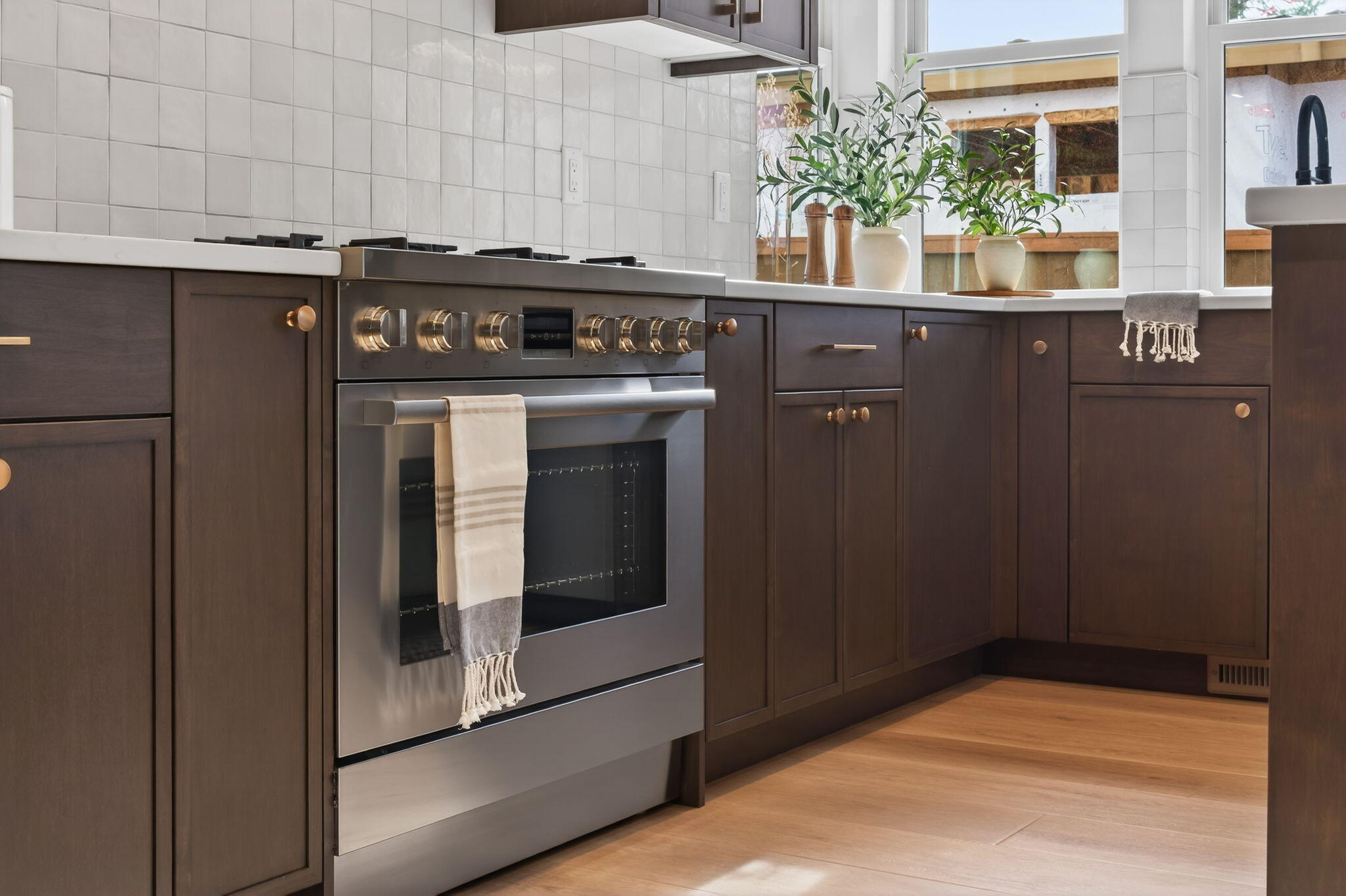 3329 NW Leavitt Lane