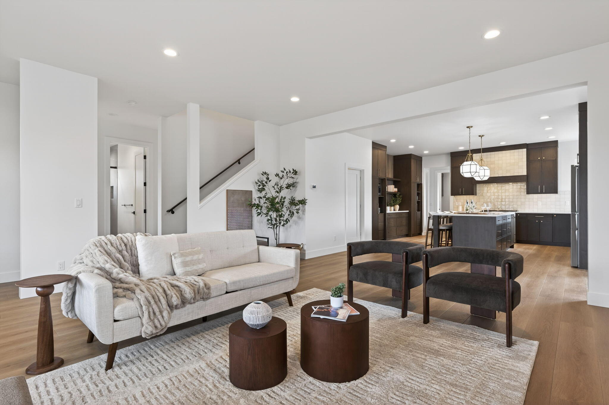 3329 NW Leavitt Lane