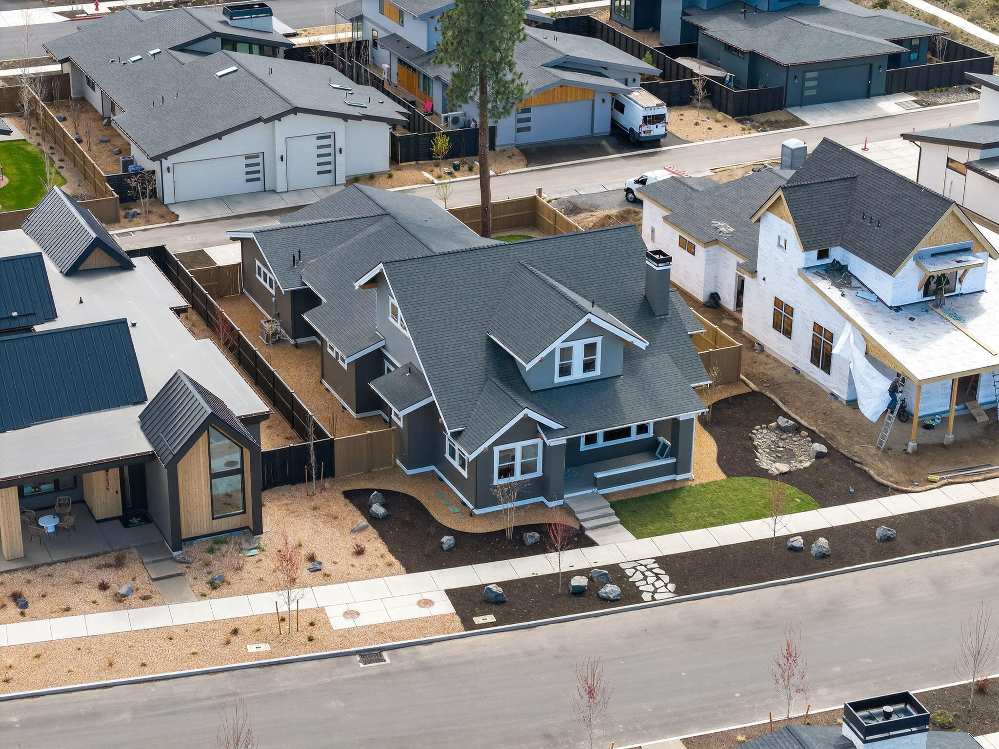 3329 NW Leavitt Lane