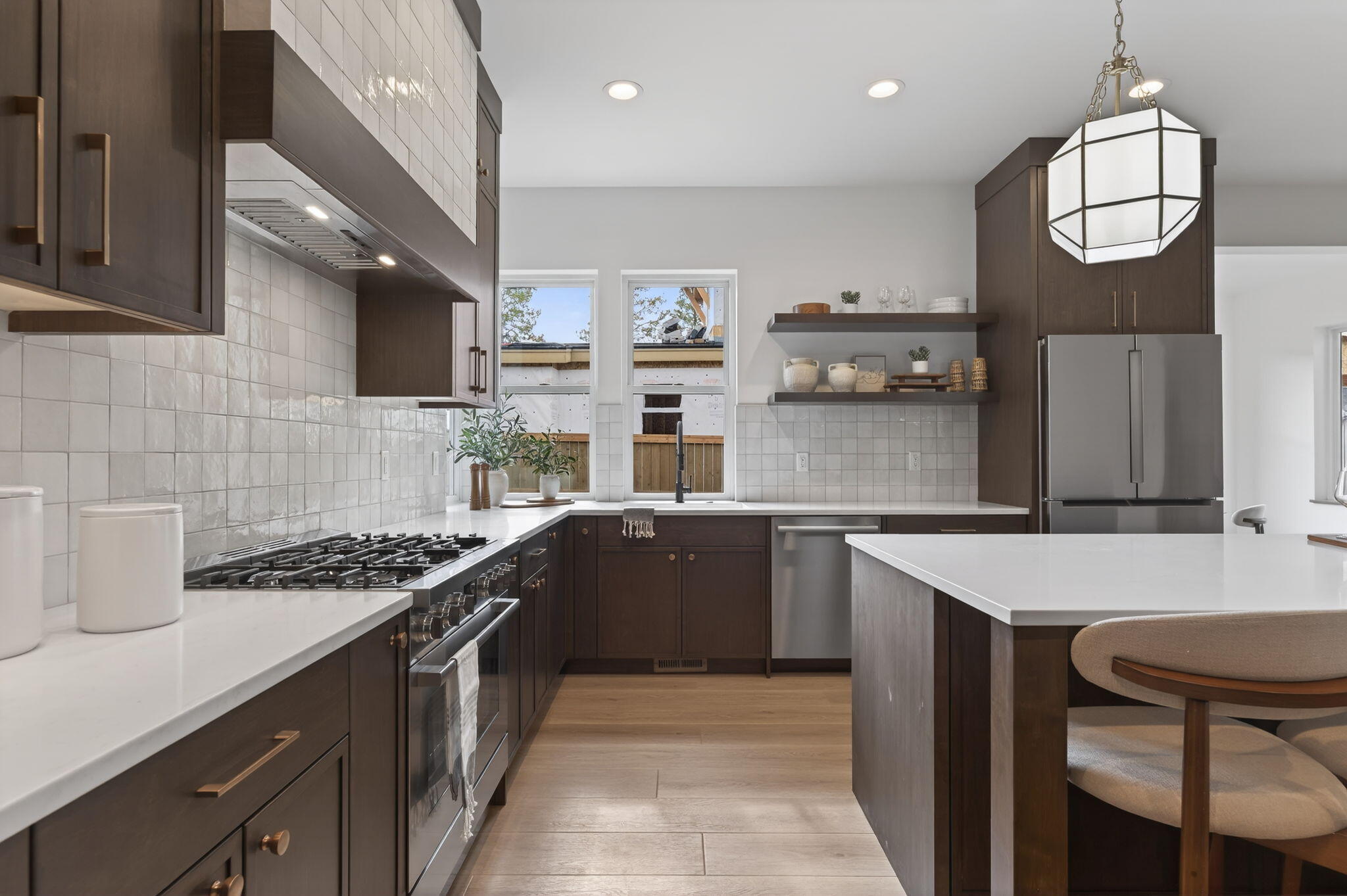 3329 NW Leavitt Lane