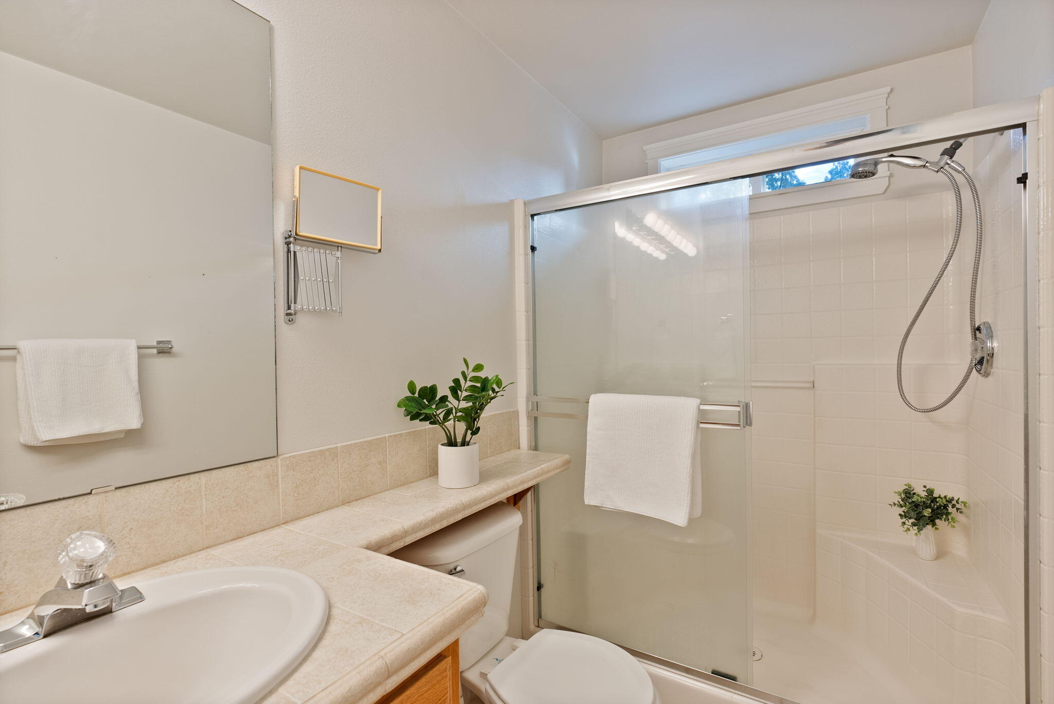 2627 NW Rainbow Ridge Drive