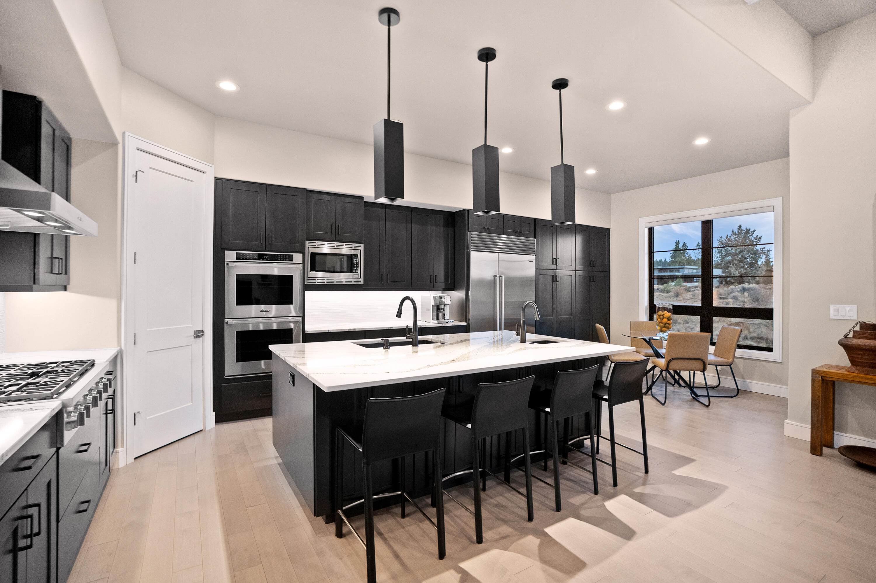 61547 Hosmer Lake Drive