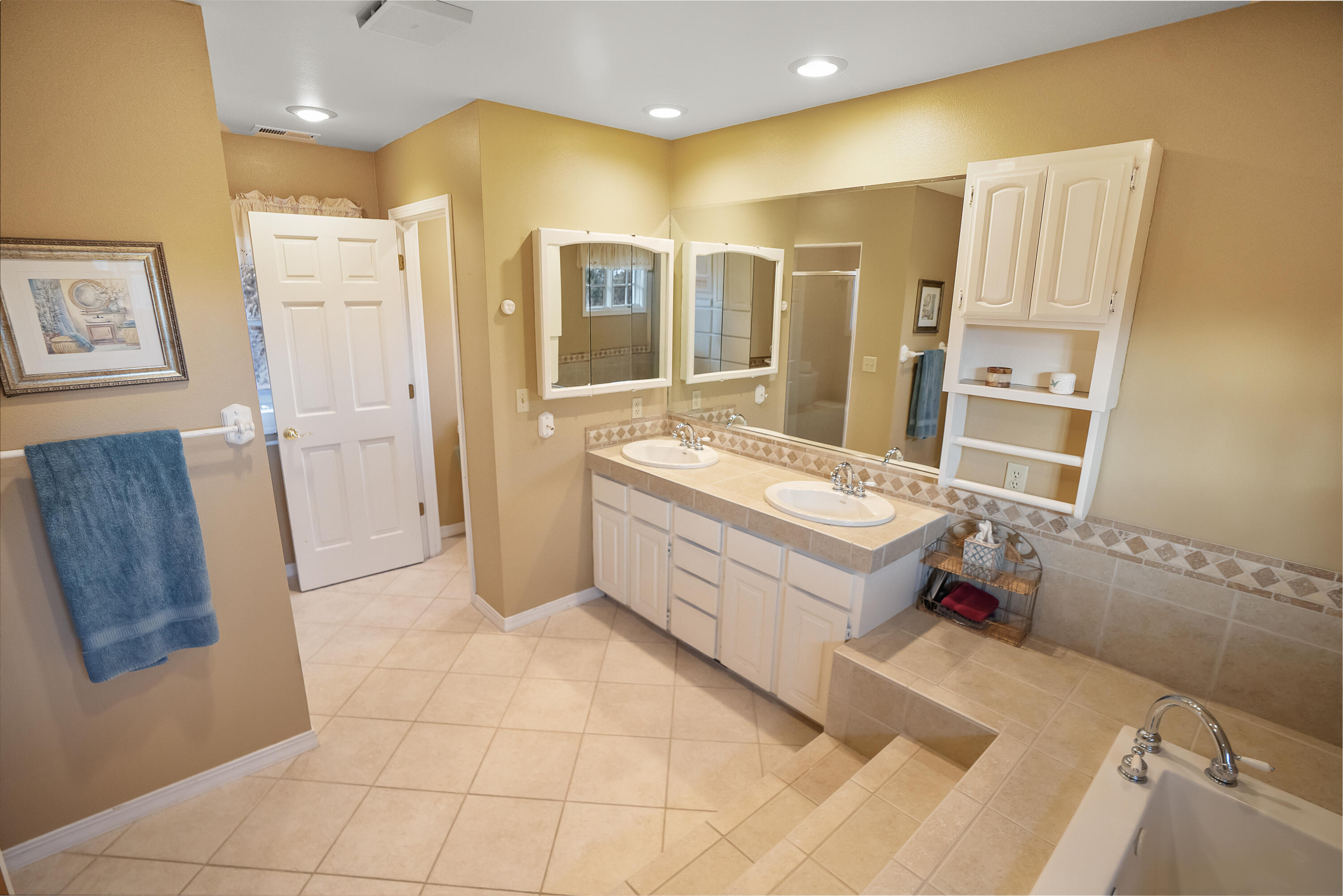 64742 Sylvan Loop