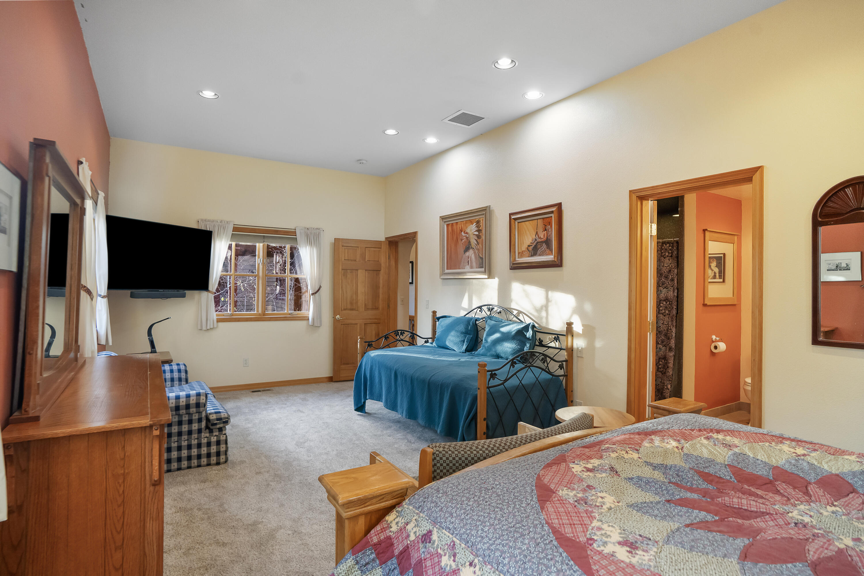 64742 Sylvan Loop