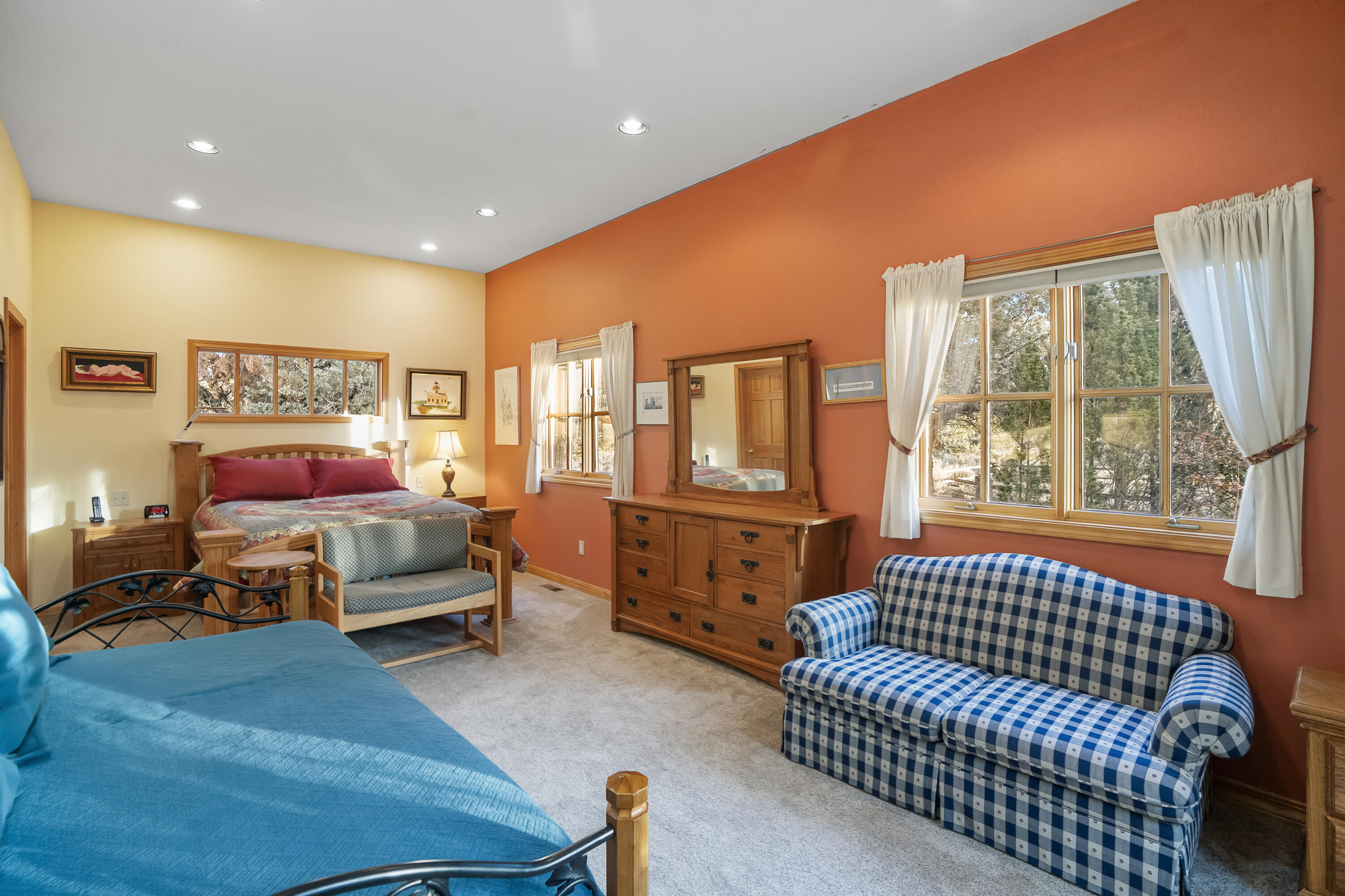 64742 Sylvan Loop