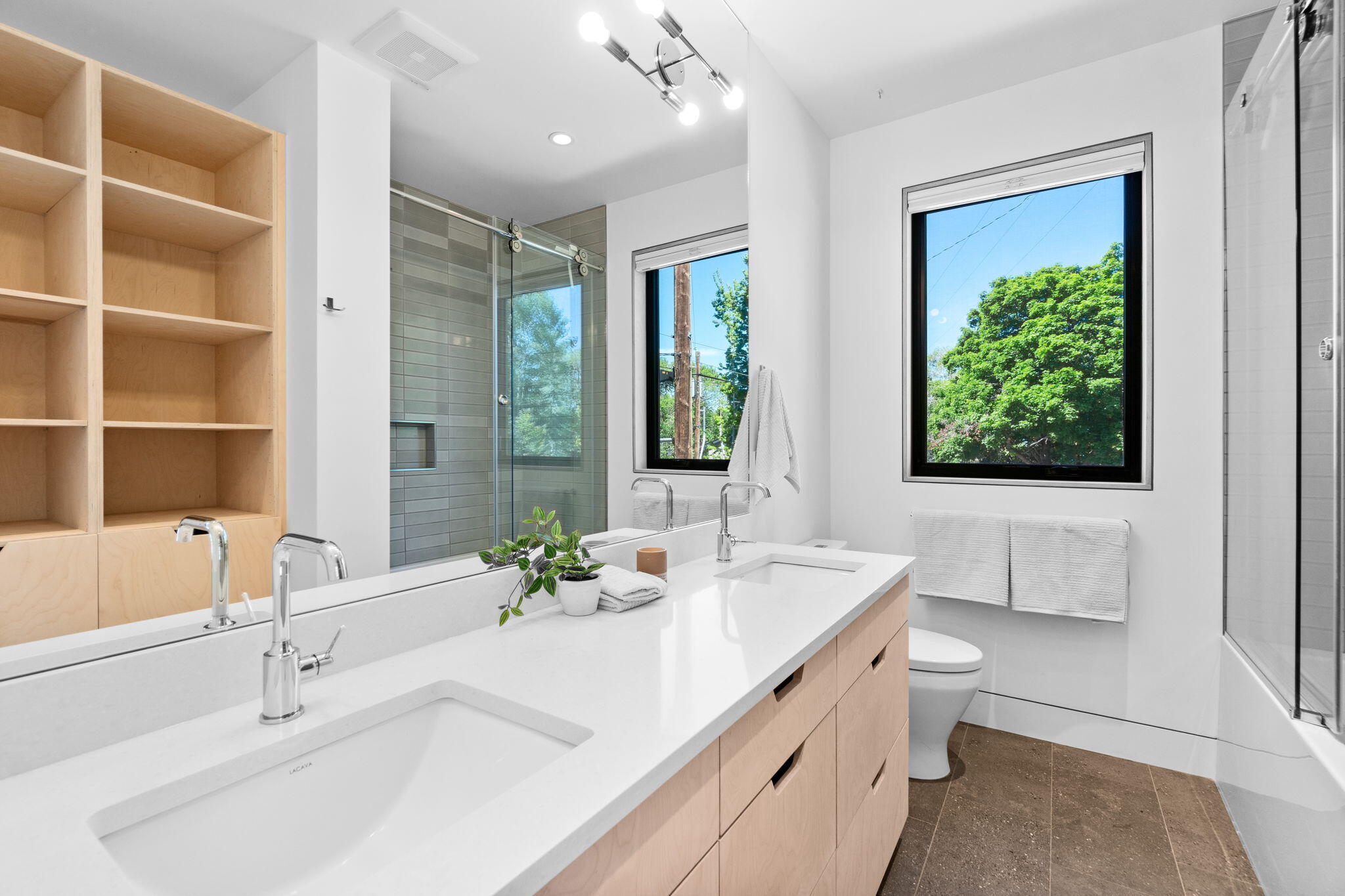 15 NW St Helens Place, # 1 & #2