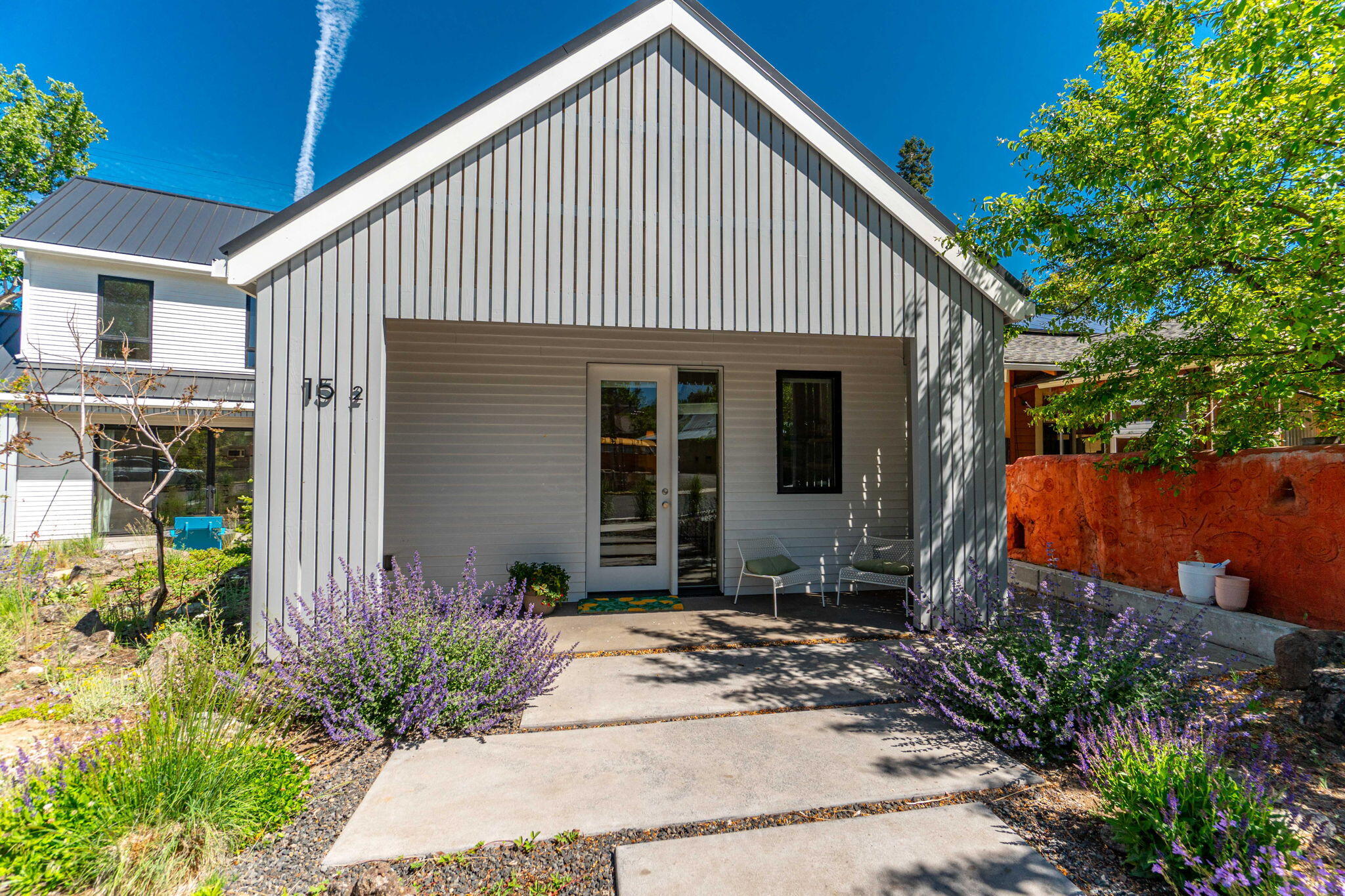 15 NW St Helens Place, # 1 & #2