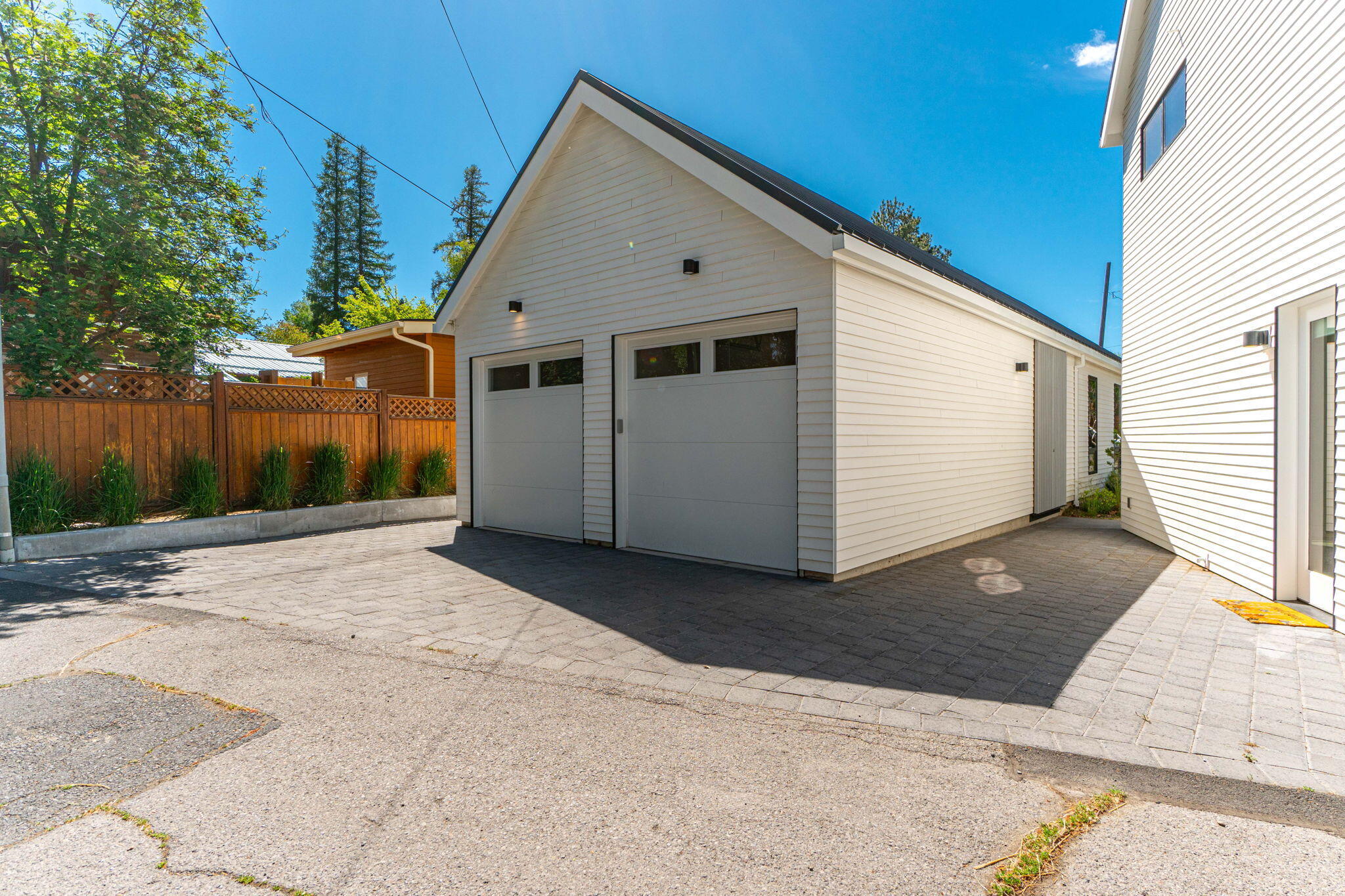 15 NW St Helens Place, # 1 & #2