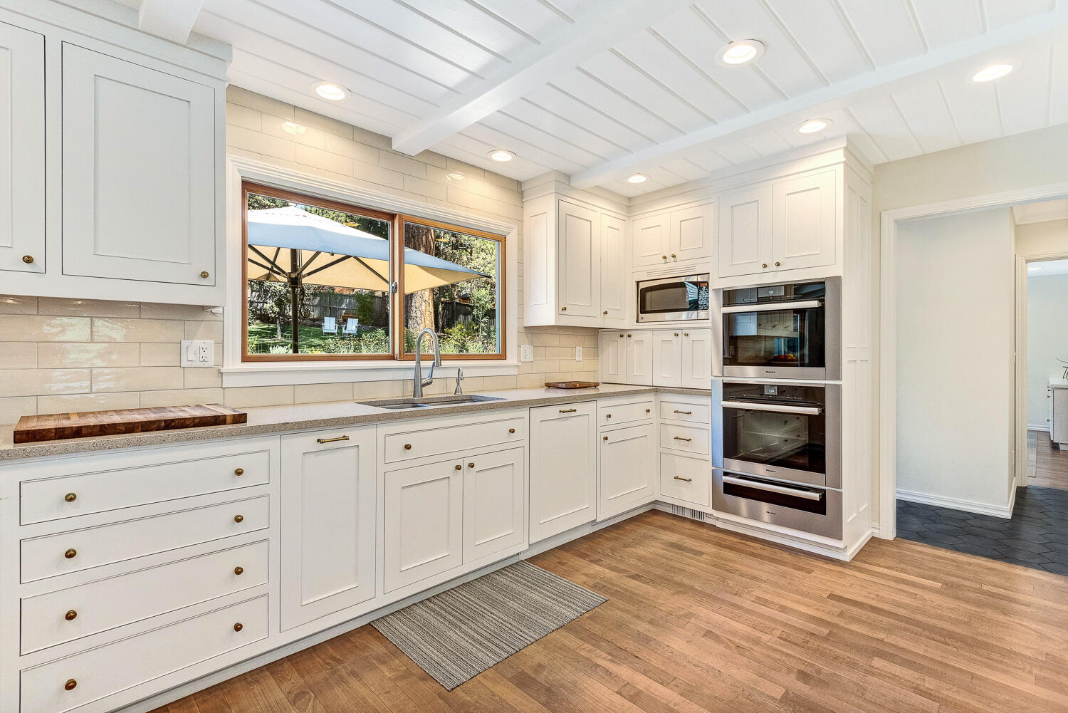 2256 NW Eastes Street