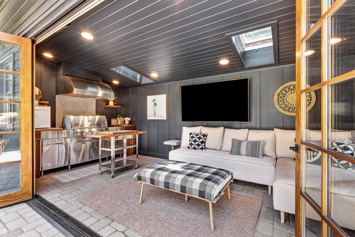 2256 NW Eastes Street