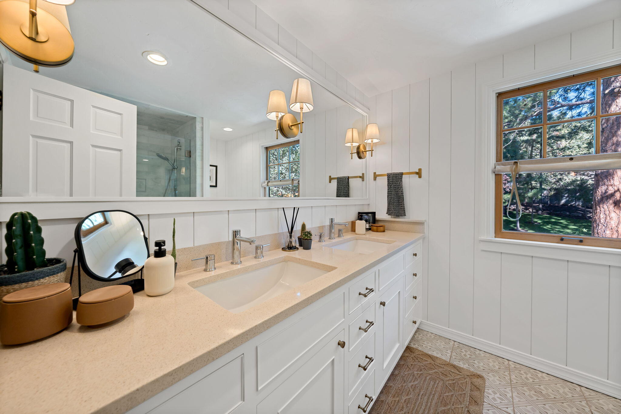 2256 NW Eastes Street