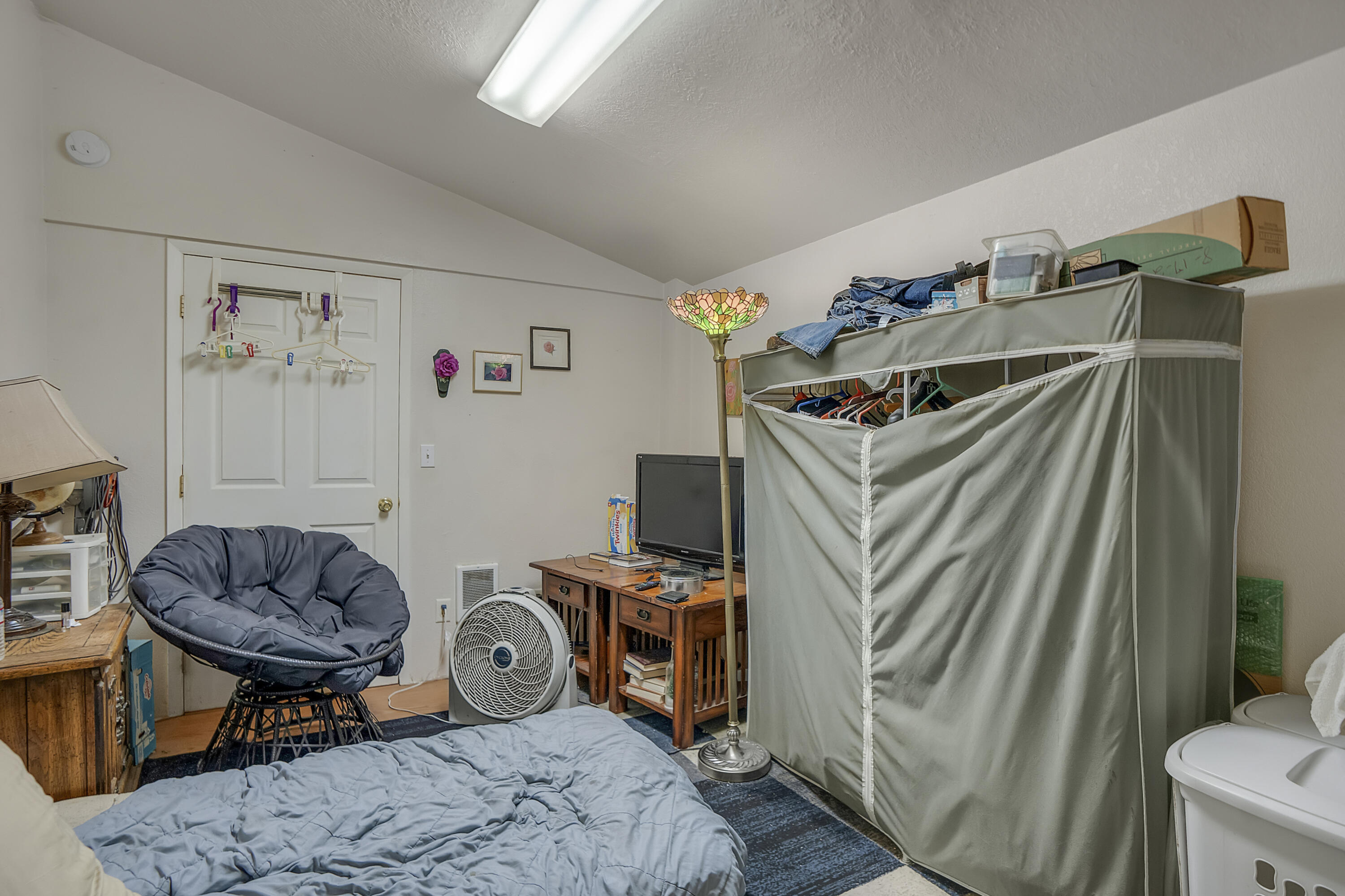 1505 NW Harwood Street