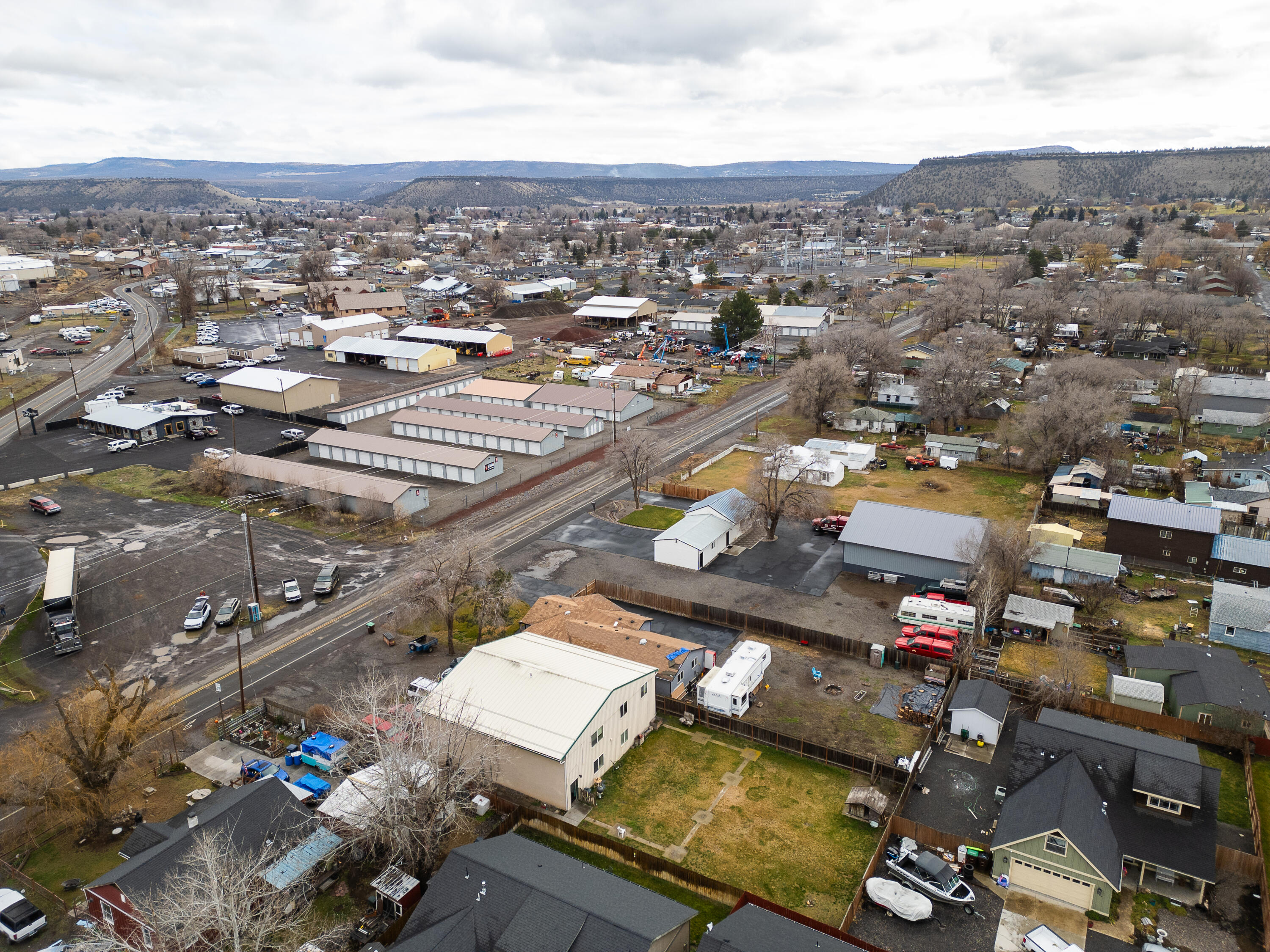 1505 NW Harwood Street