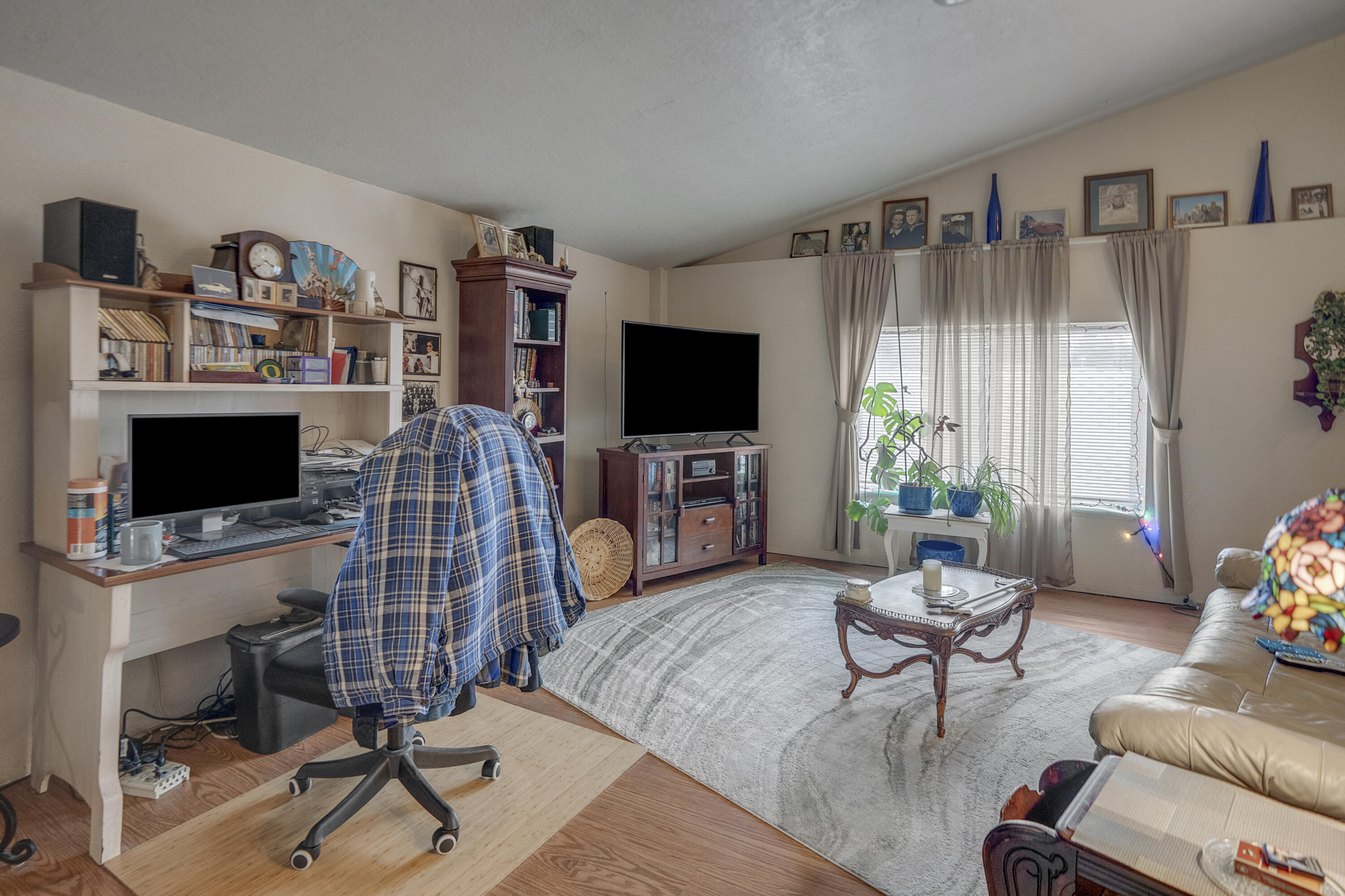 1505 NW Harwood Street