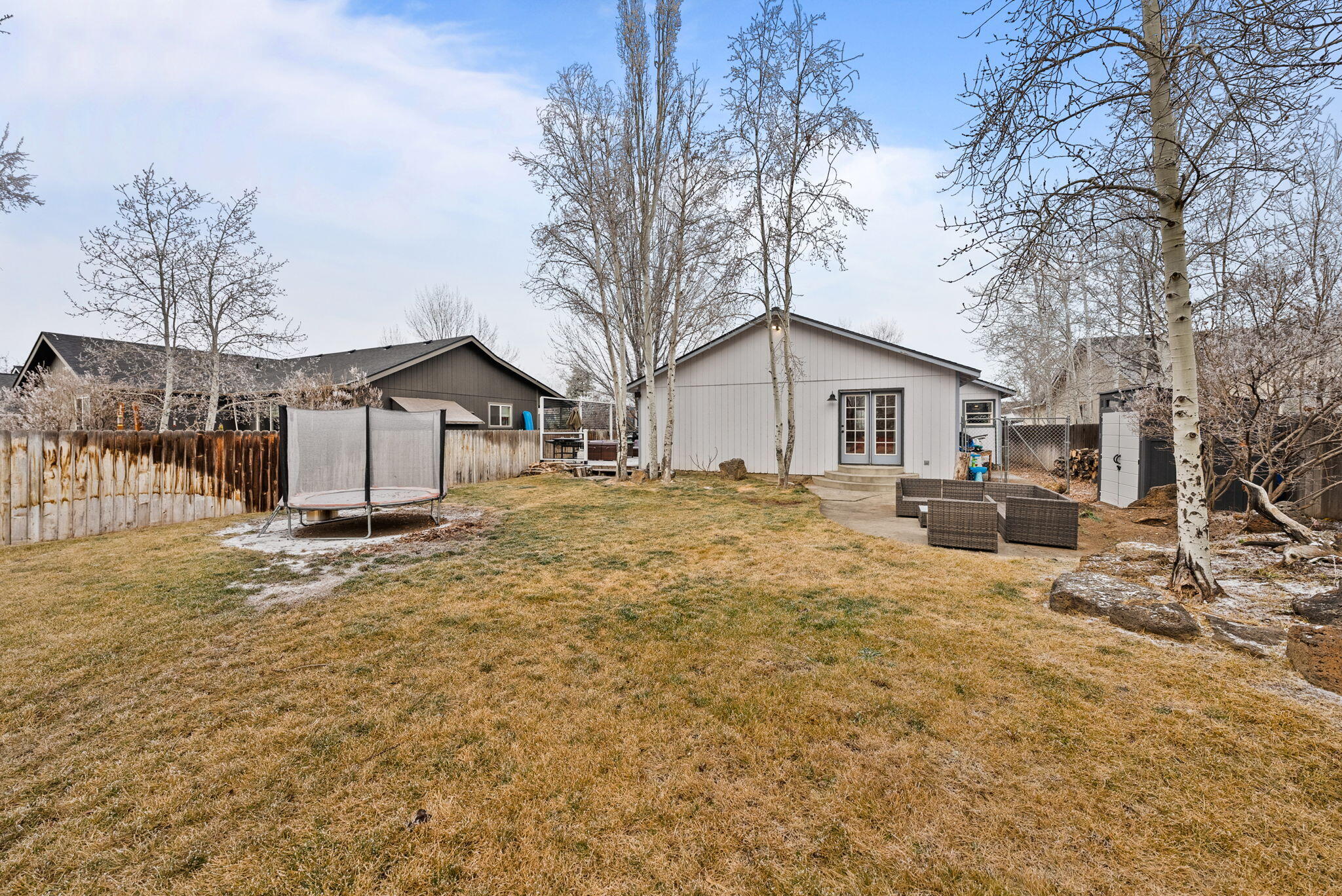 21387 Starling Drive