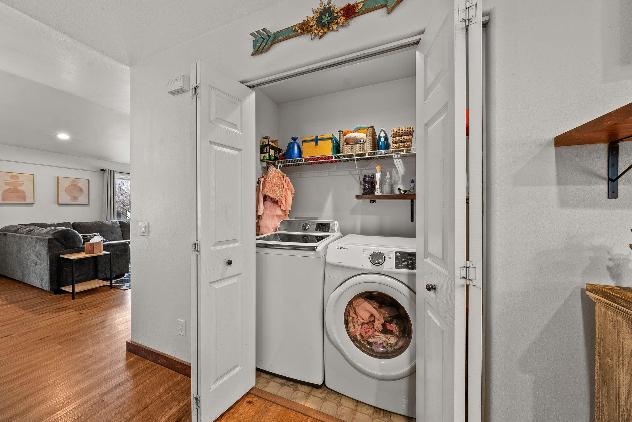 21387 Starling Drive