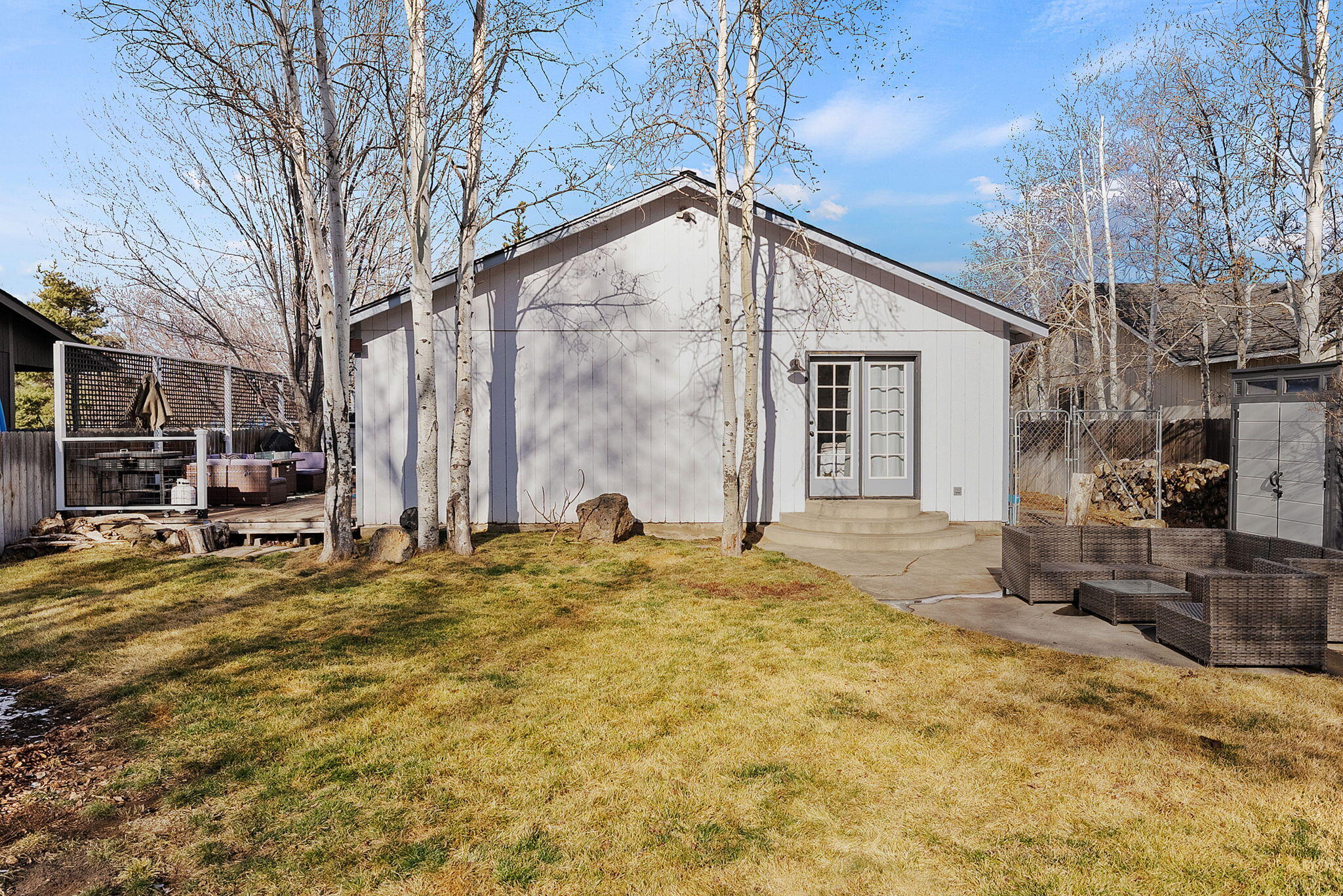 21387 Starling Drive