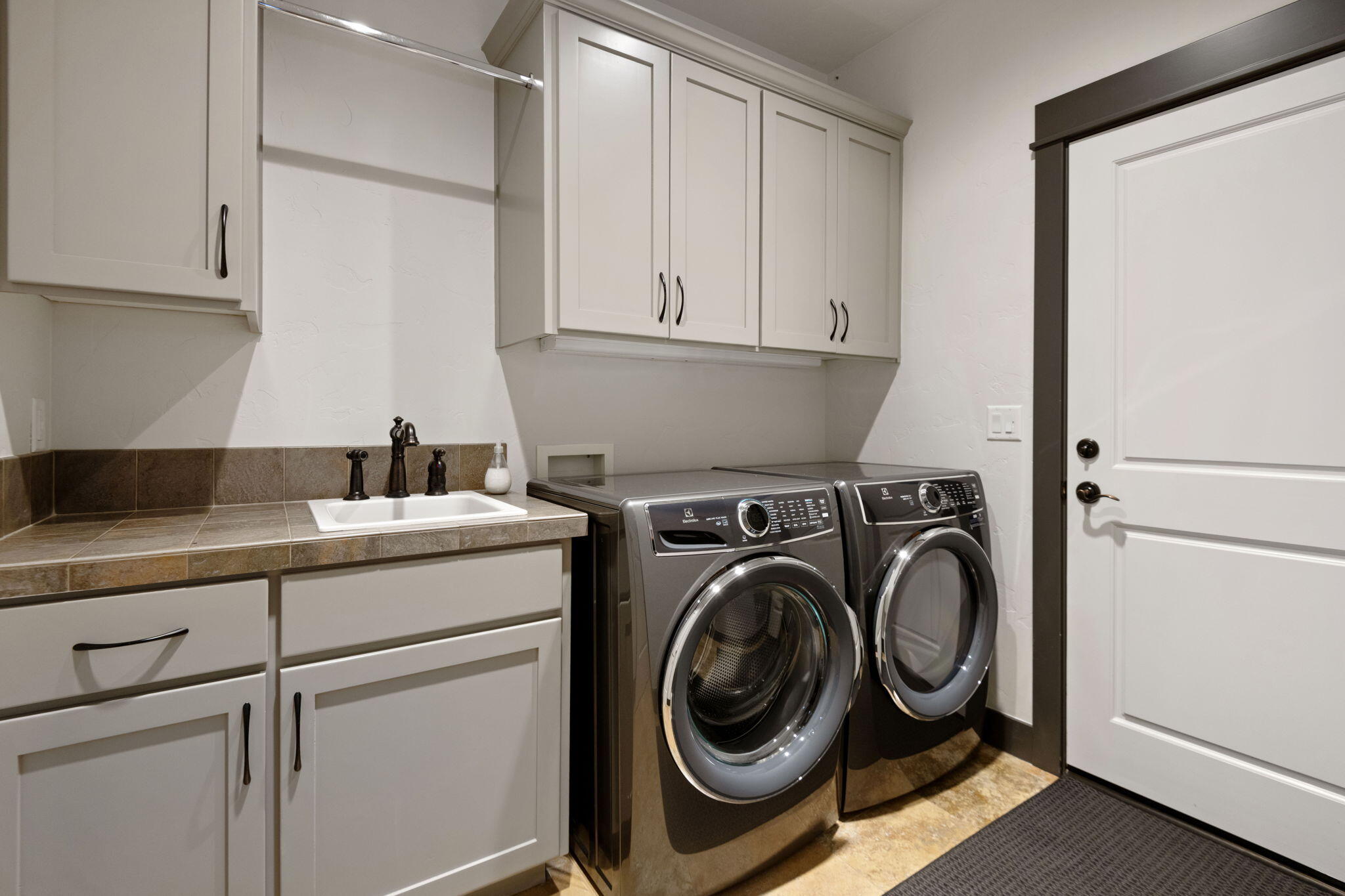 61299 Big Eddy Circle