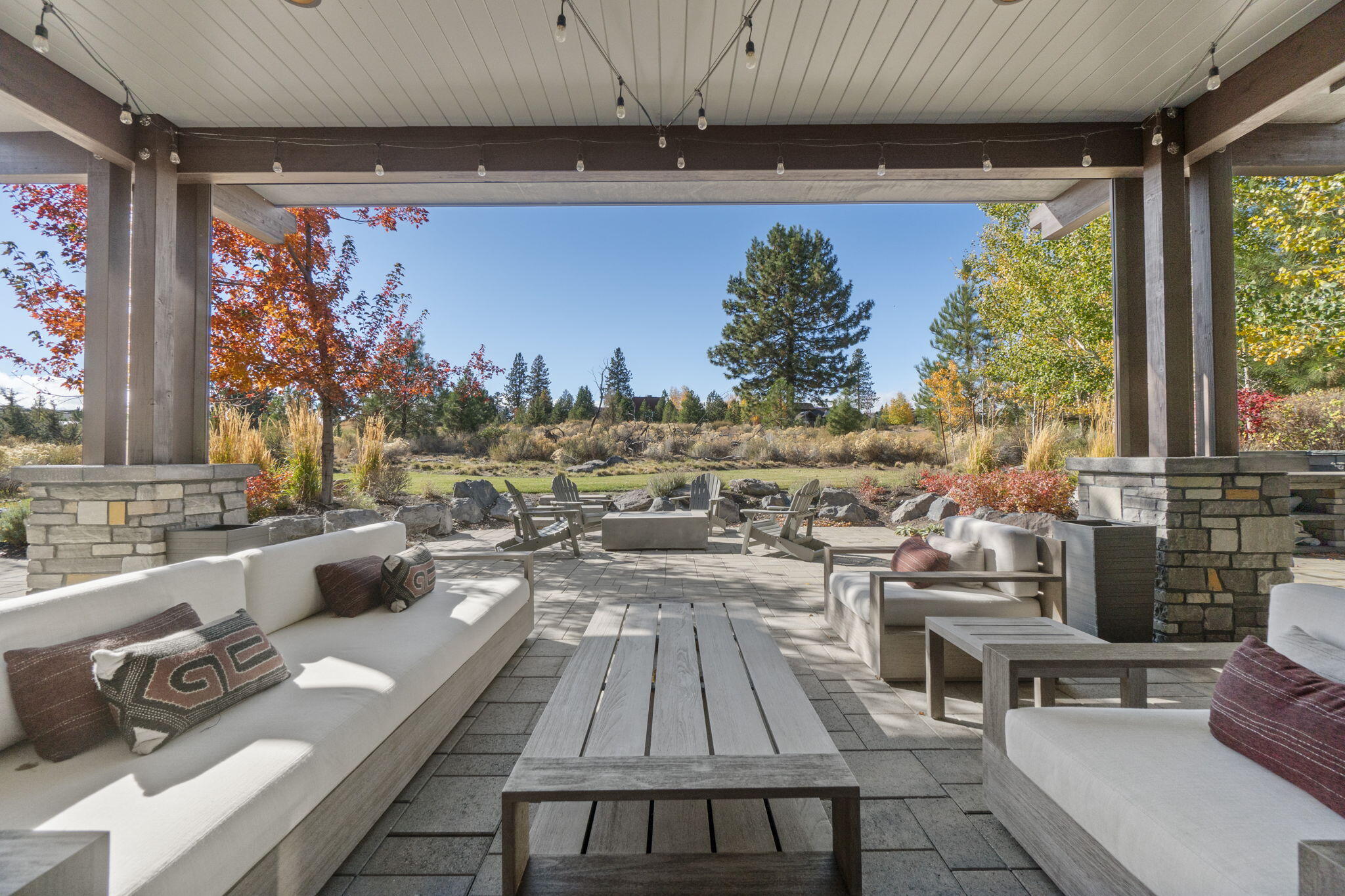 61475 Hackleman Court