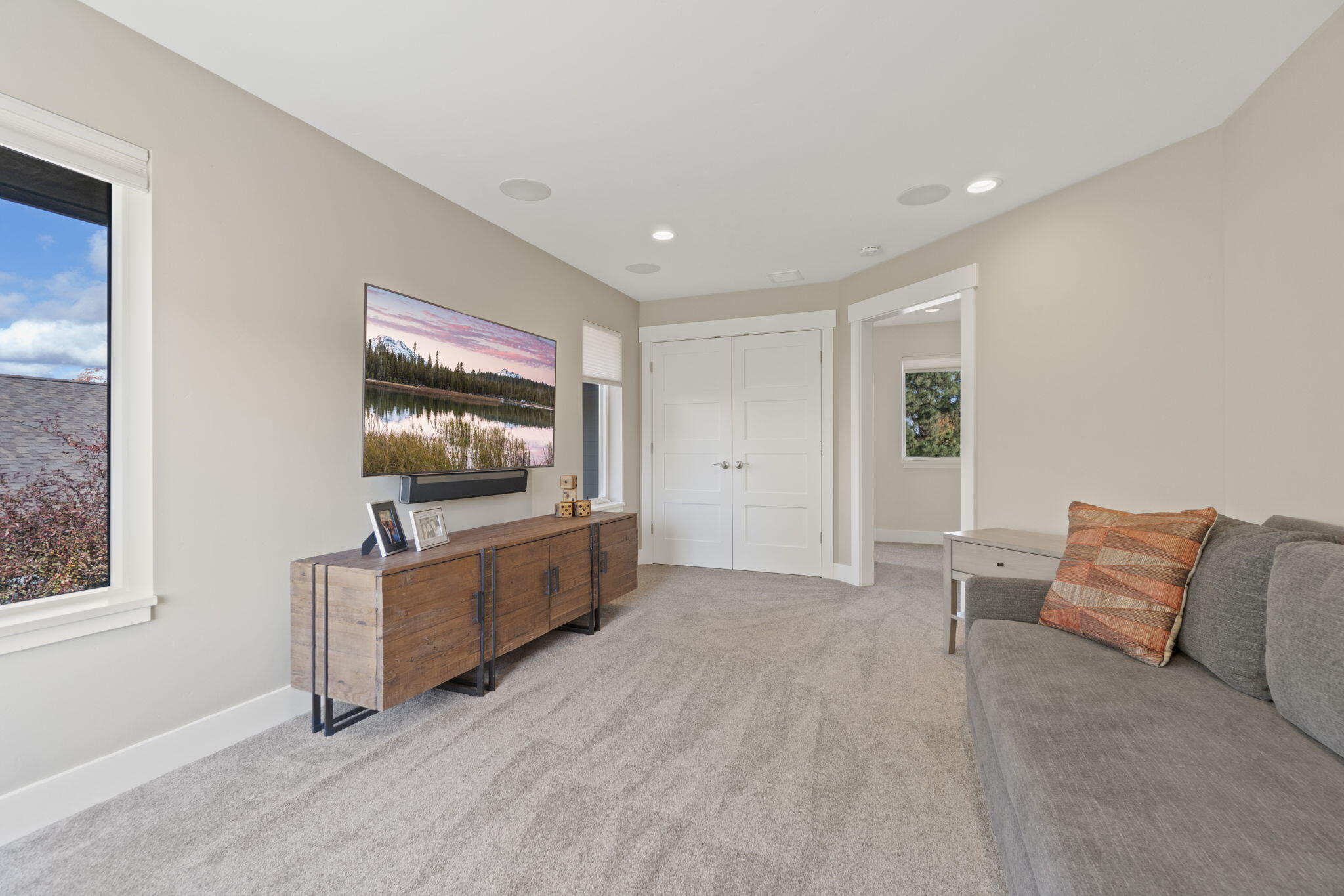 61475 Hackleman Court