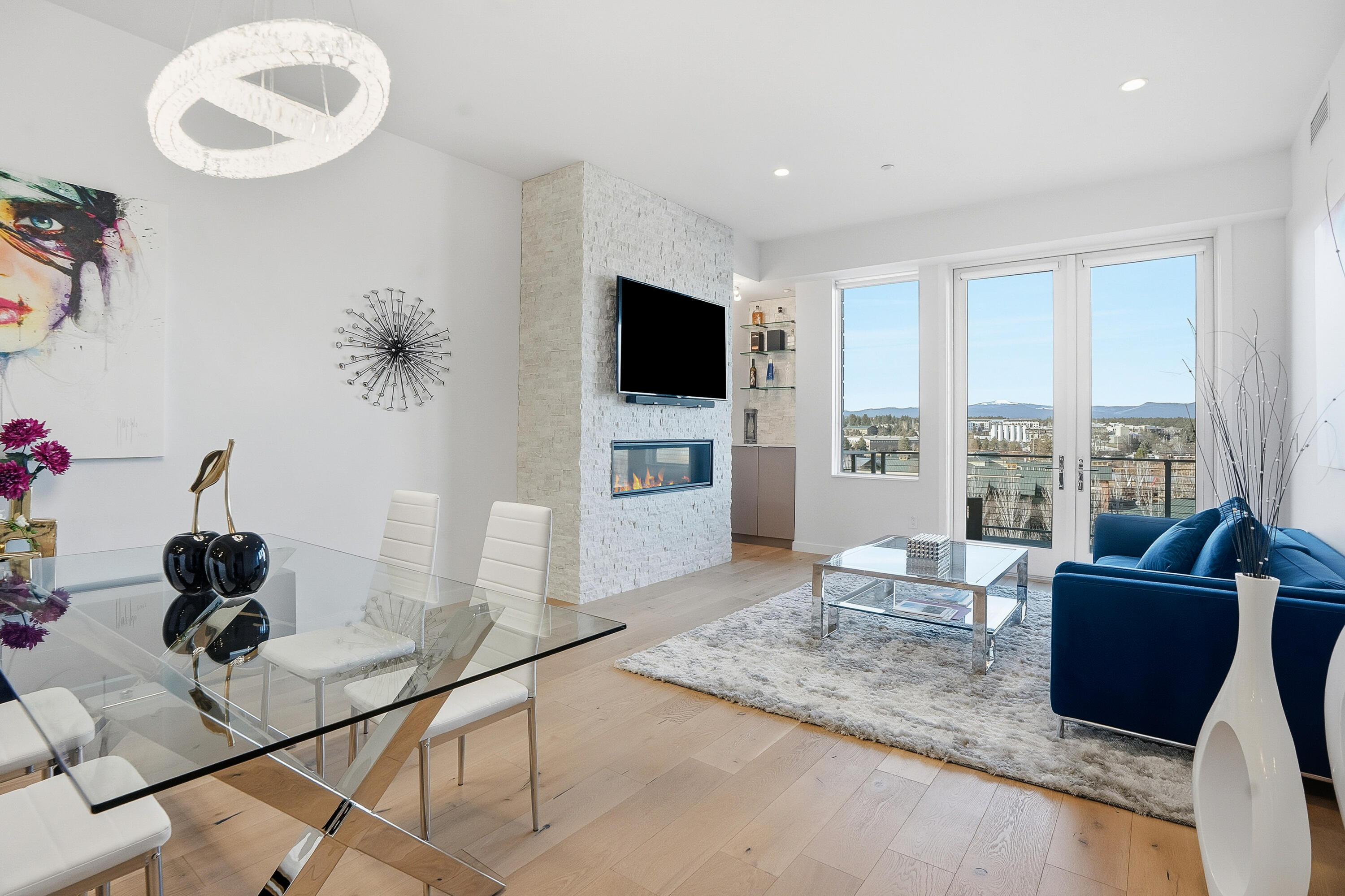 291 SW Bluff Drive, UNIT 320