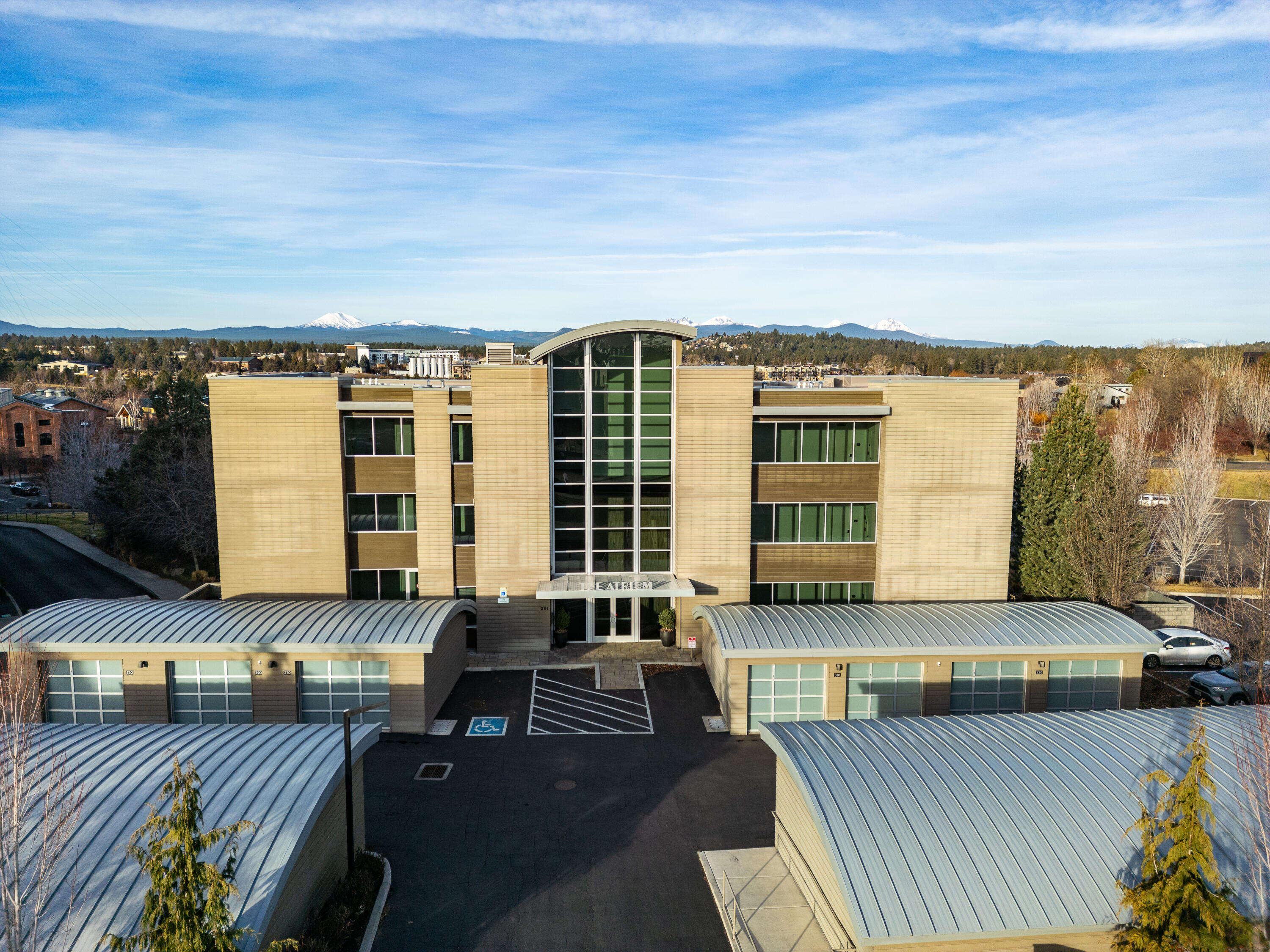 291 SW Bluff Drive, UNIT 320