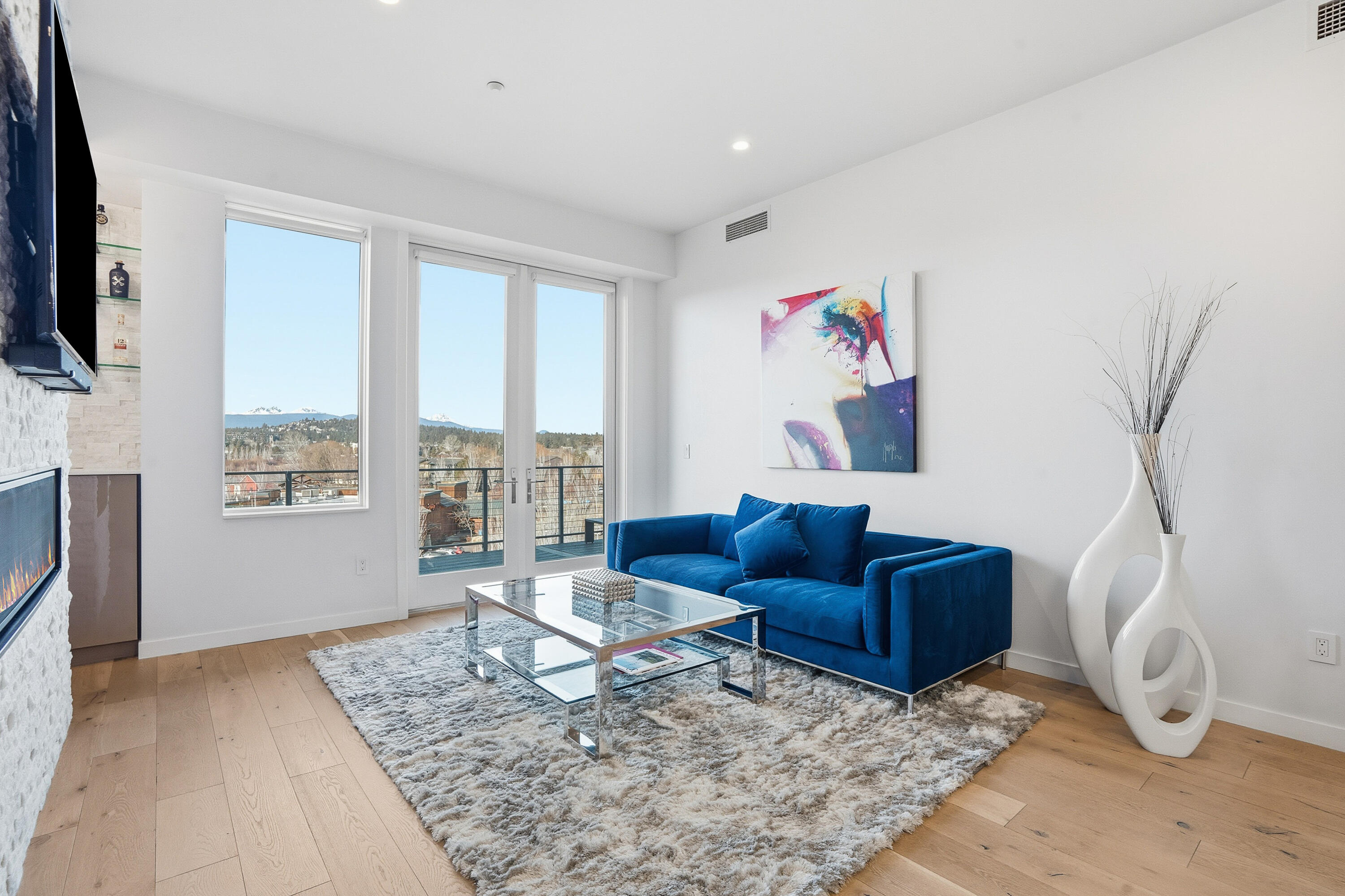 291 SW Bluff Drive, UNIT 320