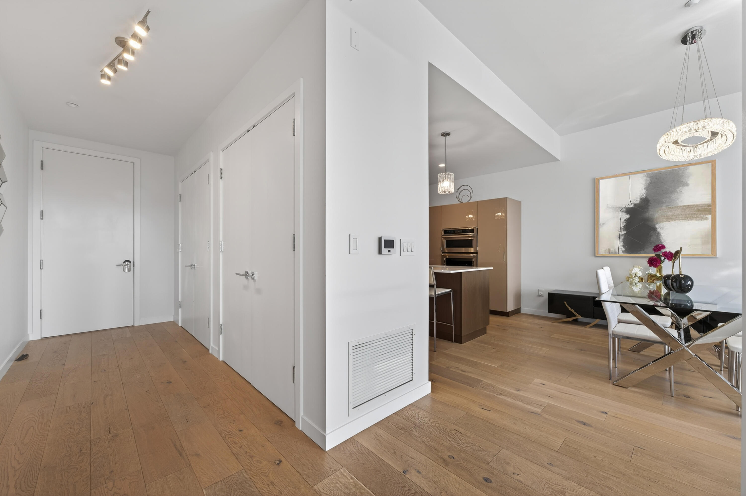 291 SW Bluff Drive, UNIT 320